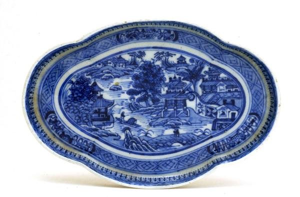19C Chinese Canton Blue & White Plate Figurine