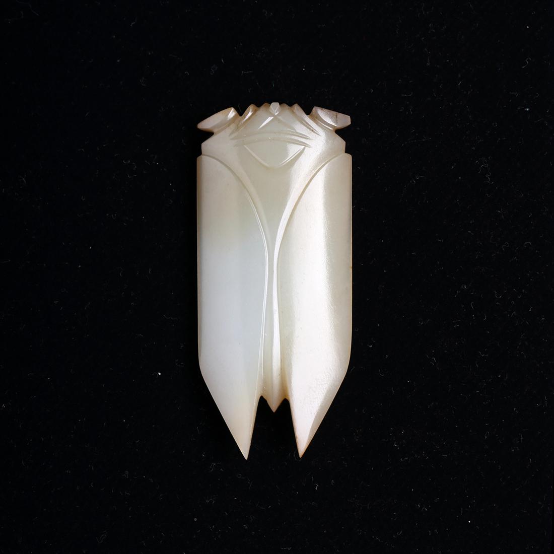 A WHITE JADE CICADA CARVING (1 of 3)