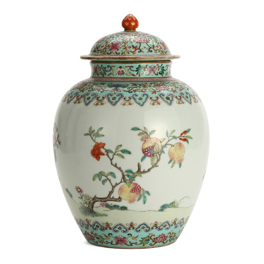 A FAMILLE-ROSE 'PEACHES' JAR AND COVER (1 of 9)
