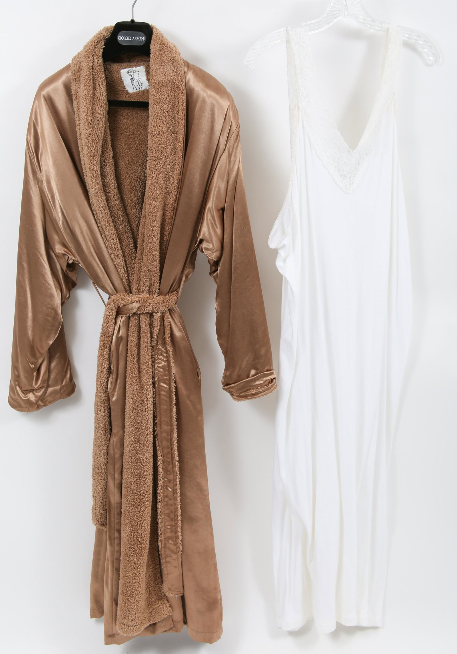 WOMEN'S SATIN ROBE & COTTON NIGHT DRESS - LOT OF 2: WOMEN'S SATIN ROBE & COTTON NIGHT DRESS - LOT OF 2 Women's robe and night dress, includes: Little Giraffe satin and chenille robe (20" shoulder to shoulder) Donna Karan Intimates (Size M/