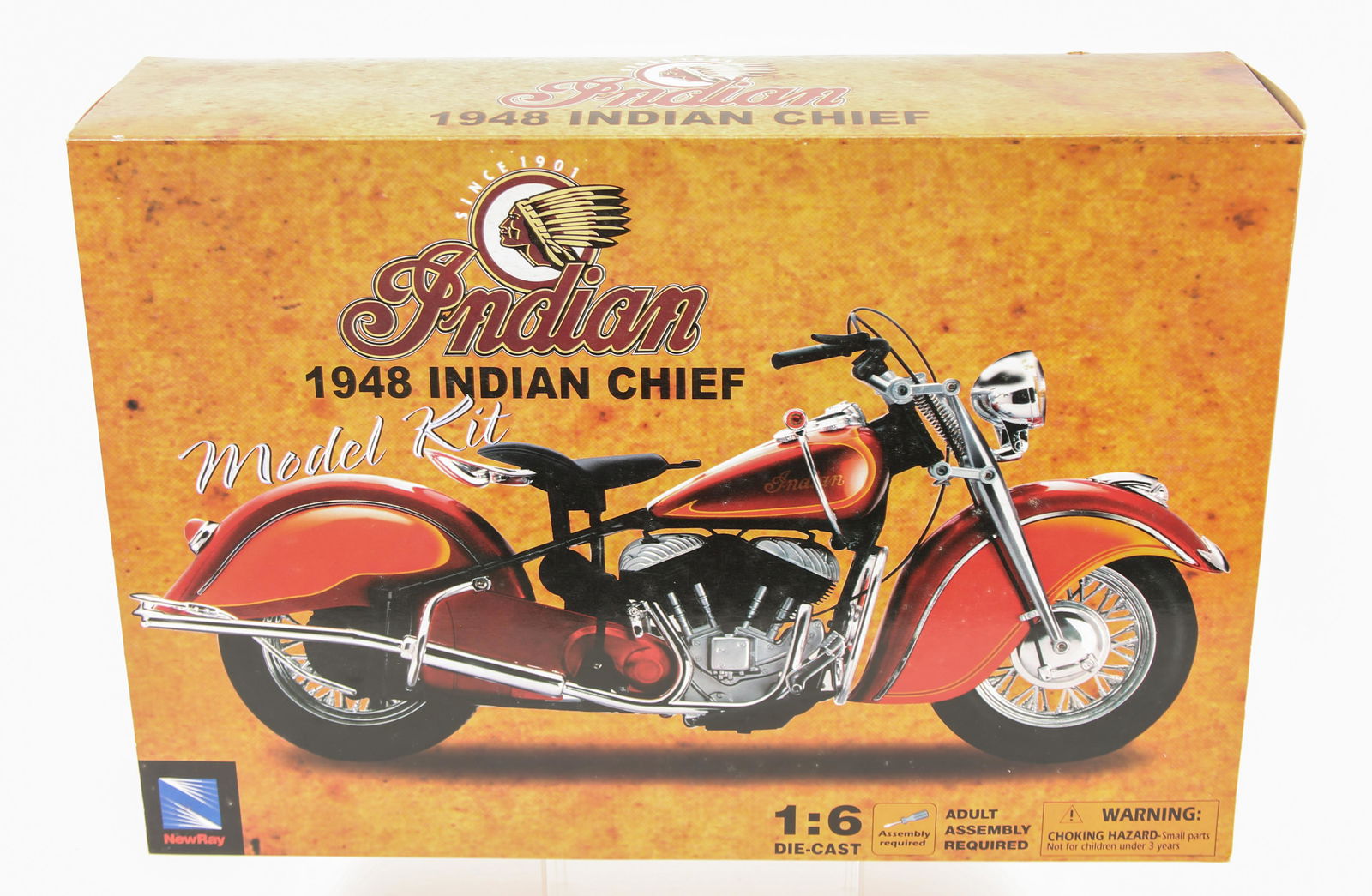 NEWRAY INDIAN MOTORCYCLE MODEL KIT: NEWRAY INDIAN MOTORCYCLE MODEL KIT 1948 Indian Chief Model Kit Red with orange and yellow 1:6 scale Scale: 1:6