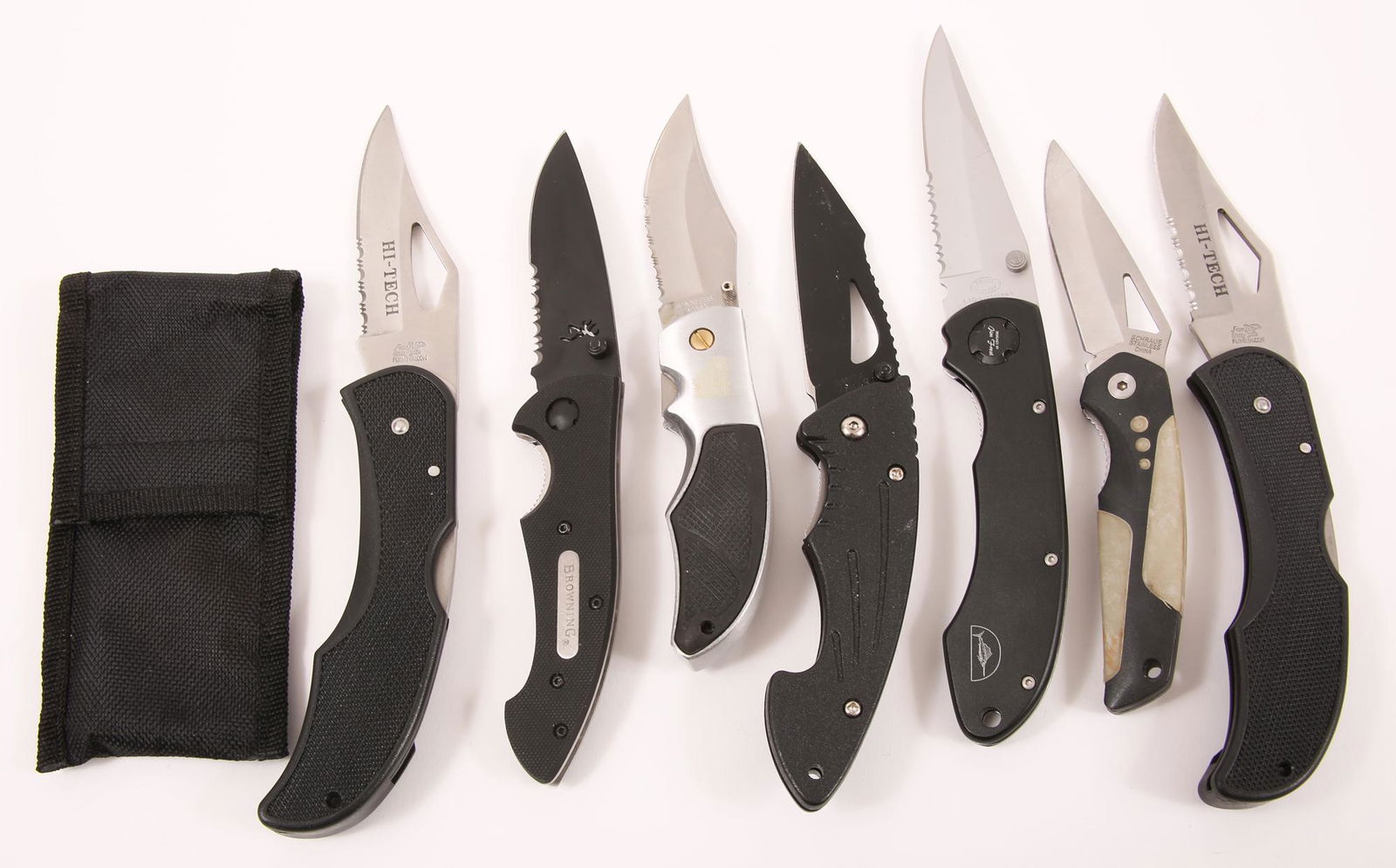 FOLDING KNIVES - LOT OF 7: FOLDING KNIVES - LOT OF 7 (2) Frost Cutlery Flying Falcon Hi Tech Folding Knife Single half-serrated blade Black handle with clip Lockback 5.5" closed Includes one black vinyl sheath