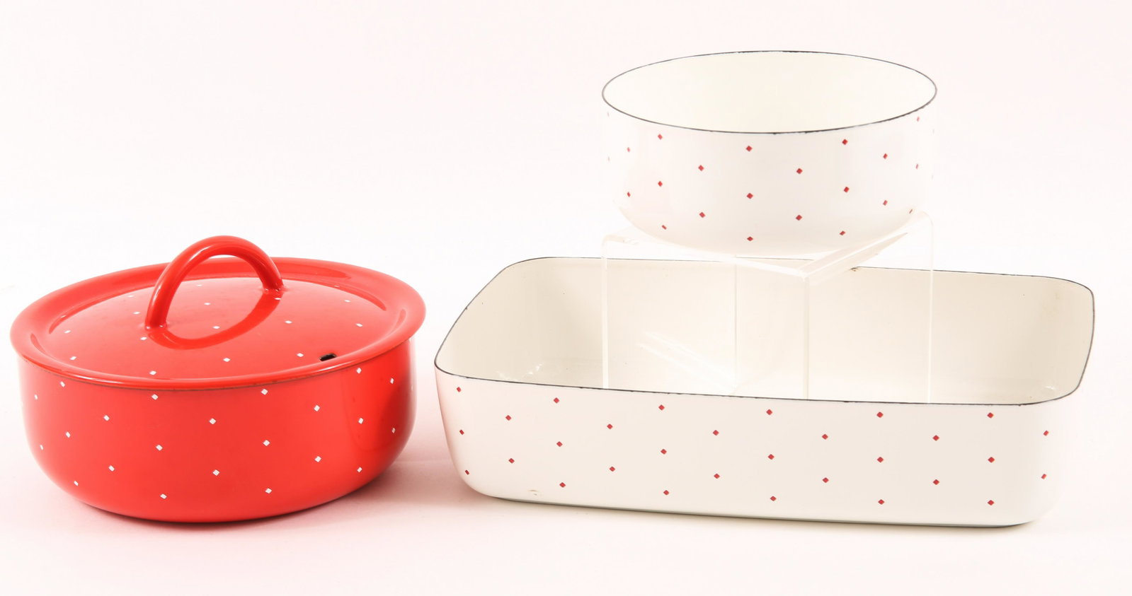1960's AMPLEUR EJIRY ENAMELWARE BOWLS & SERVING DISH: 1960's AMPLEUR EJIRY ENAMELWARE BOWLS & SERVING DISH Lot of three 1960's Ampleur Ejiry red and white polka dot enamelware, made in Japan. Includes casserole dish, 7 x 10.5", lidded pot, 7", and bowl, 
