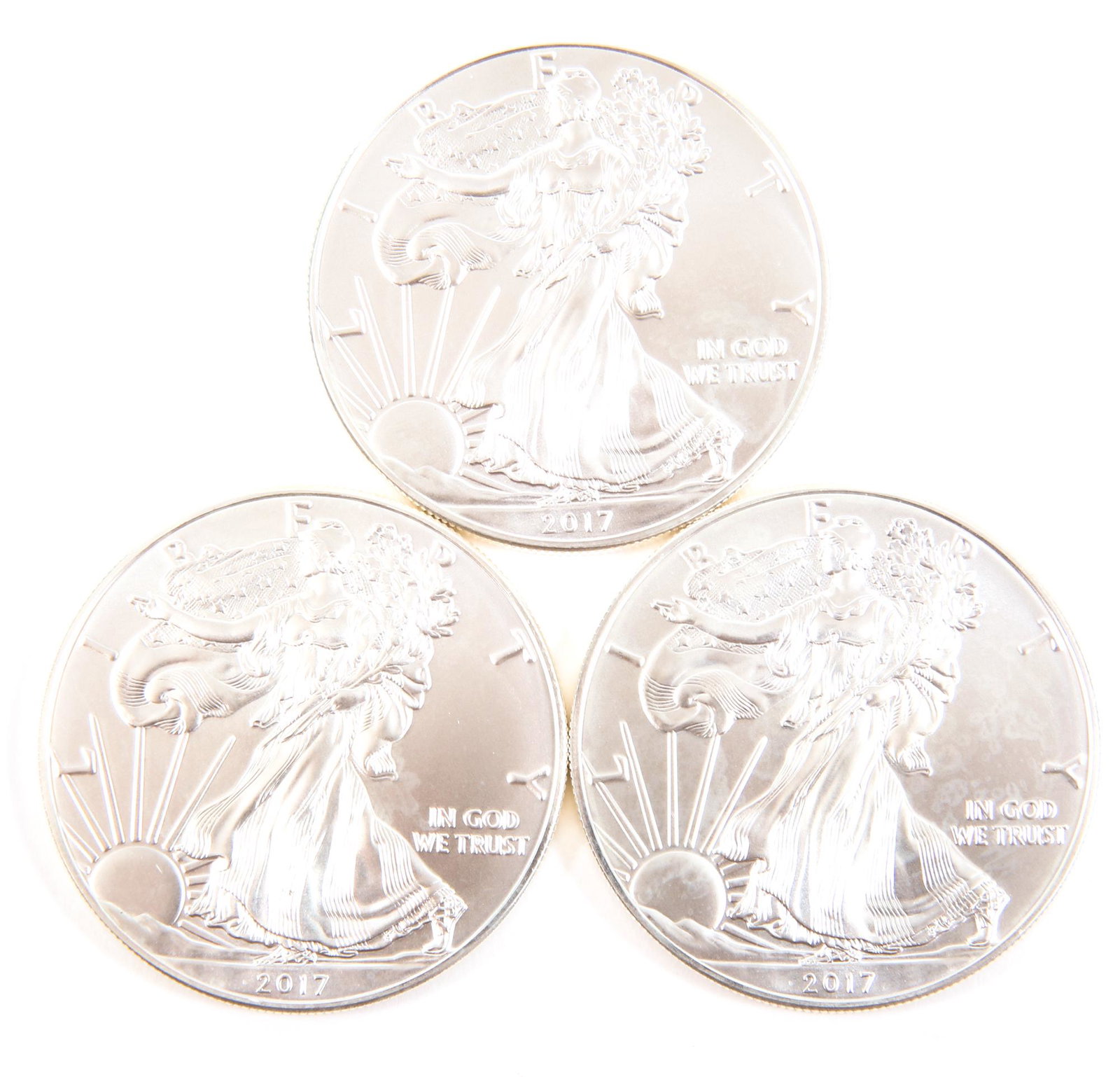 2017 U.S. 1 OZT SILVER EAGLE - LOT OF 3: 2017 U.S. 1 OZT SILVER EAGLE - LOT OF 3 Lot of three 2017 US 1 ozt silver eagles, .999 fine.
