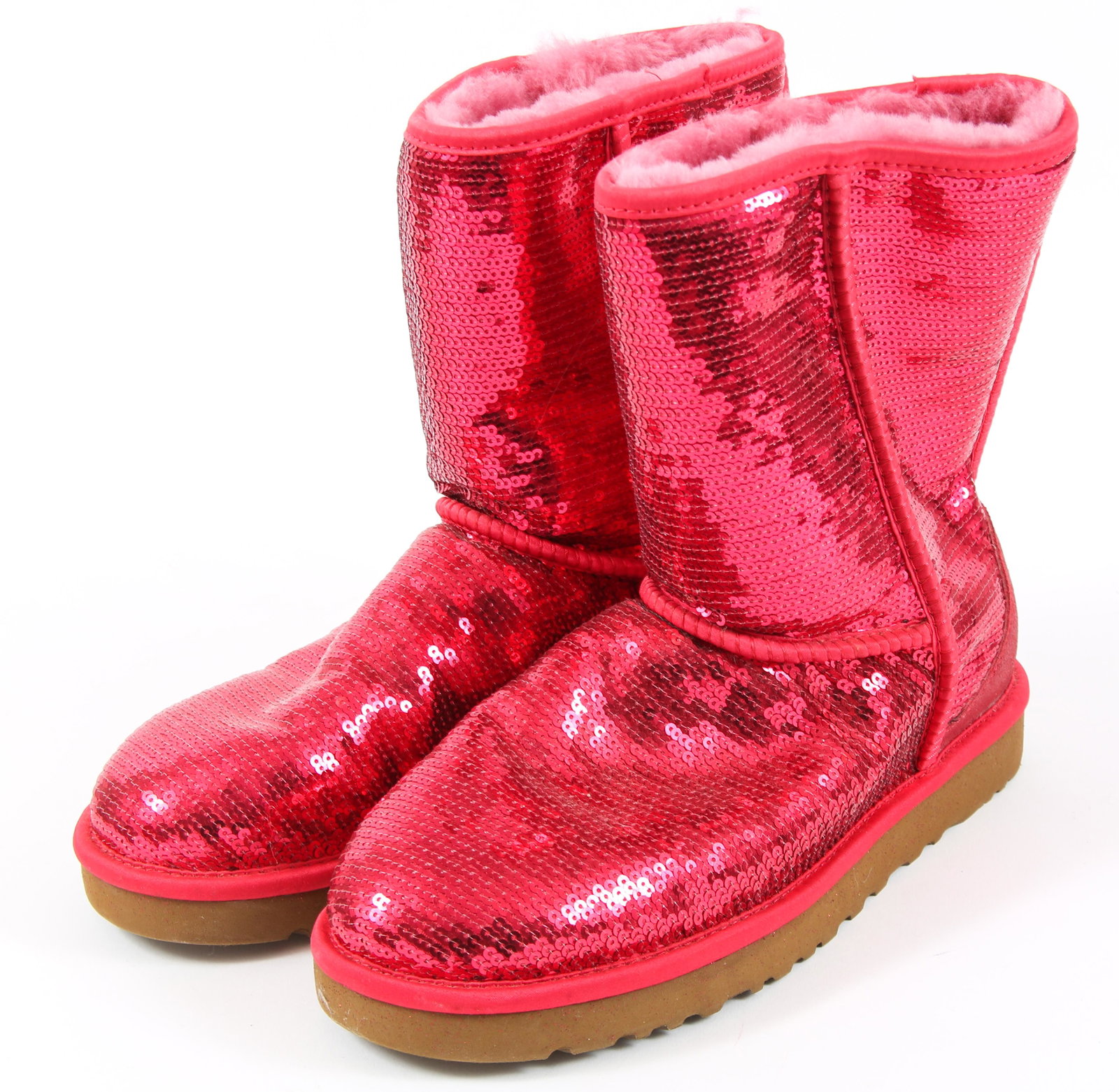 UGG AUSTRALIA CLASSIC SHORT SEQUIN BOOTS - RED: UGG AUSTRALIA CLASSIC SHORT SEQUIN BOOTS - RED Ugg Australia classic half calf sequin boots in red. Size: 10