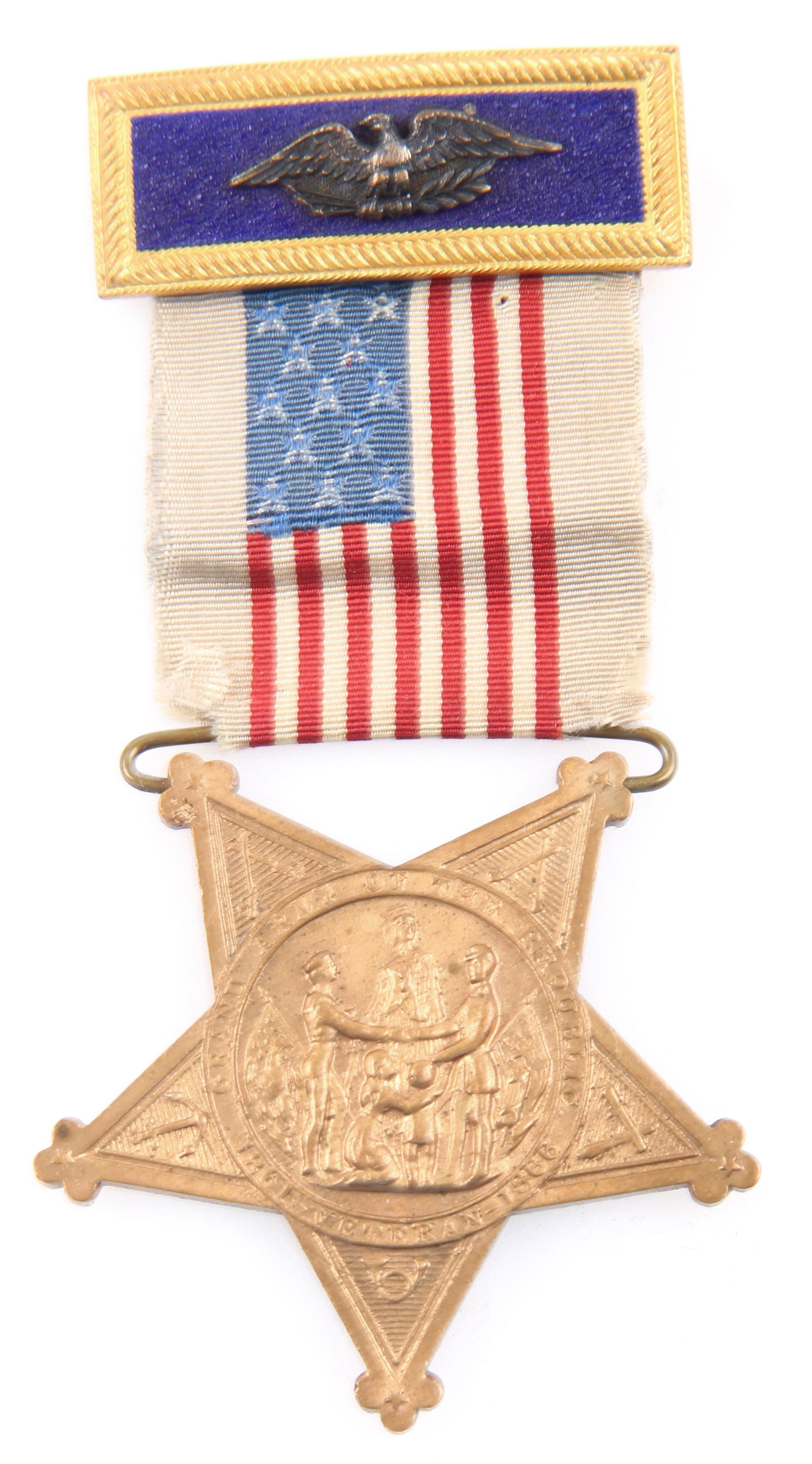 GRAND ARMY OF THE REPUBLIC COMMANDER MEMBERSHIP BADGE (1 of 2)