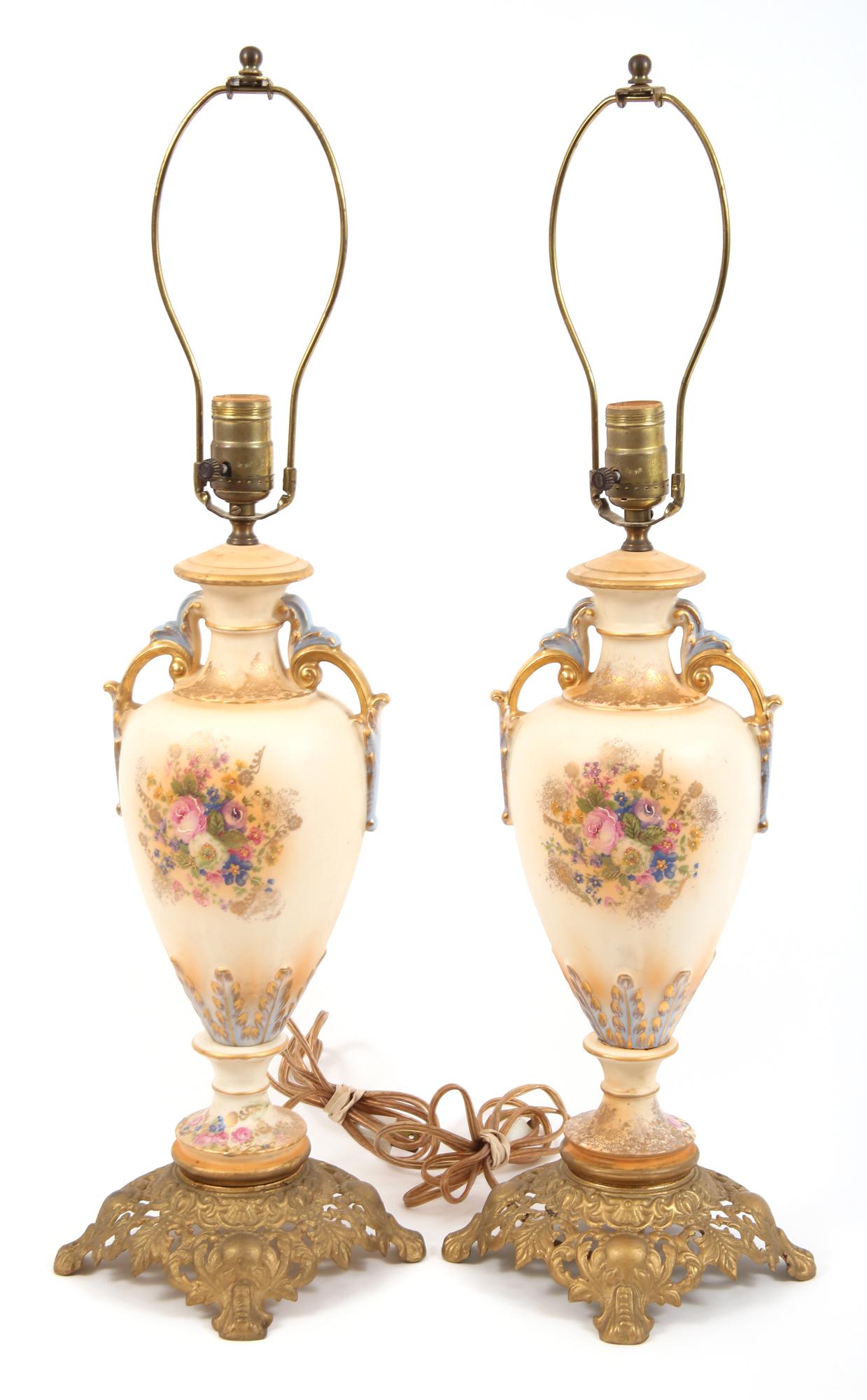 GLO-MAR ARTWORKS HAND-PAINTED LAMPS LOT OF 2 (1 of 4)