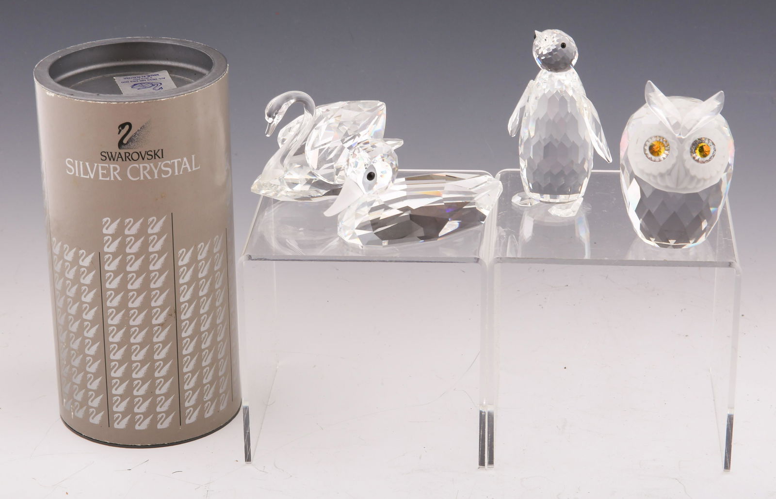 SWAROVSKI CRYSTAL BIRD FIGURINES (1 of 4)