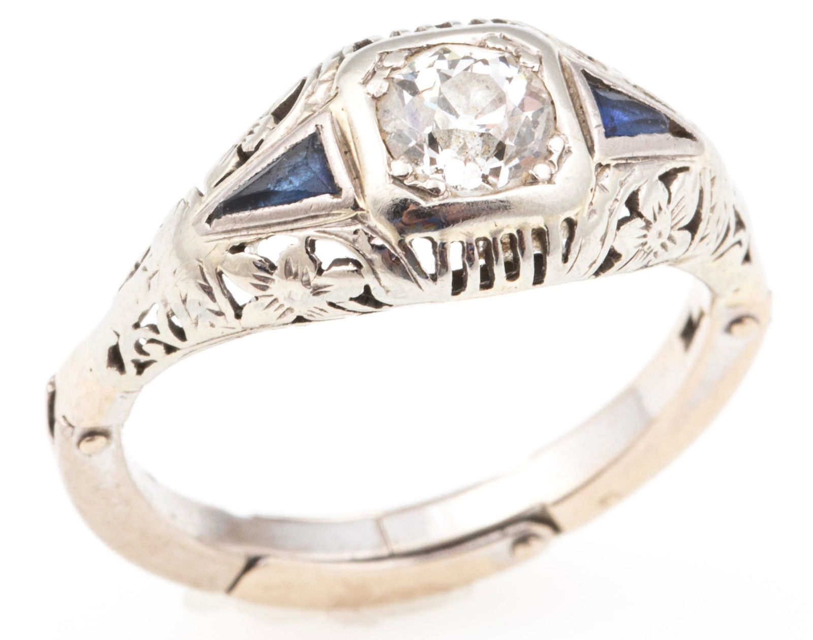 PLATINUM & DIAMOND ART DECO STYLE RING (1 of 6)