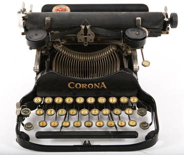 CORONA FOLDING TYPEWRITER: CORONA FOLDING TYPEWRITER Corona folding portable typewriter. Size: 5.50"x11.50"x9.50"