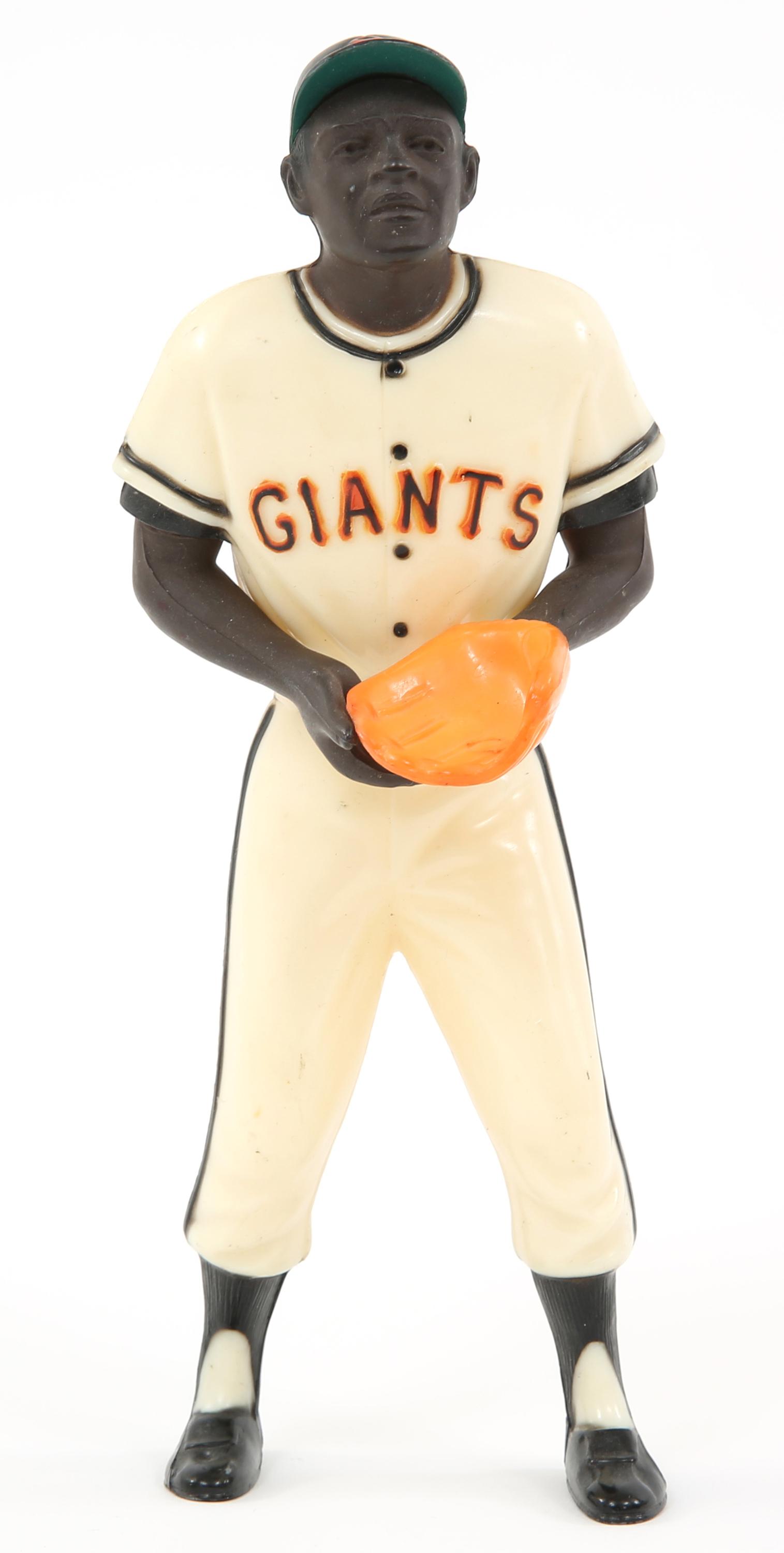 1958-1962 HARTLAND #24 WILLIE MAYS FIGURINE: 1958-1962 HARTLAND #24 WILLIE MAYS FIGURINE Hartland Plastics, Inc. Willie Mays Giants #24 figurine, circa 1958-1962, marked on backside. Size: 8"