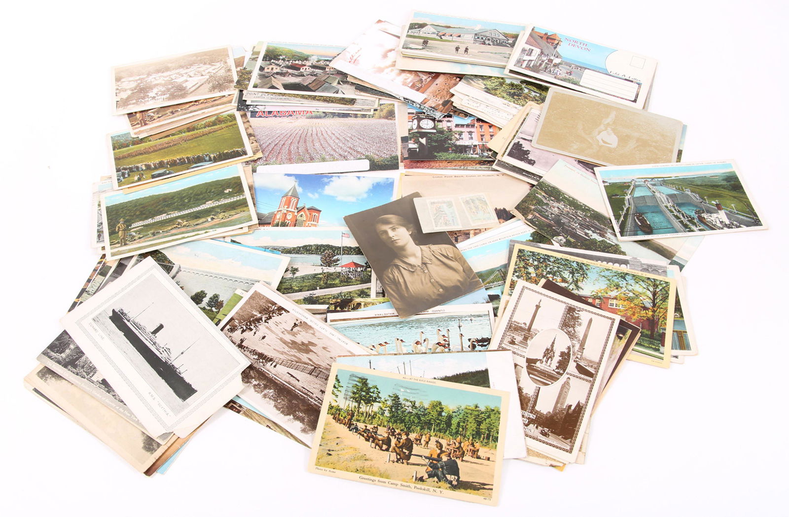 20TH CENTURY US AND INTERNATIONAL POSTCARD LOT (1 of 6)