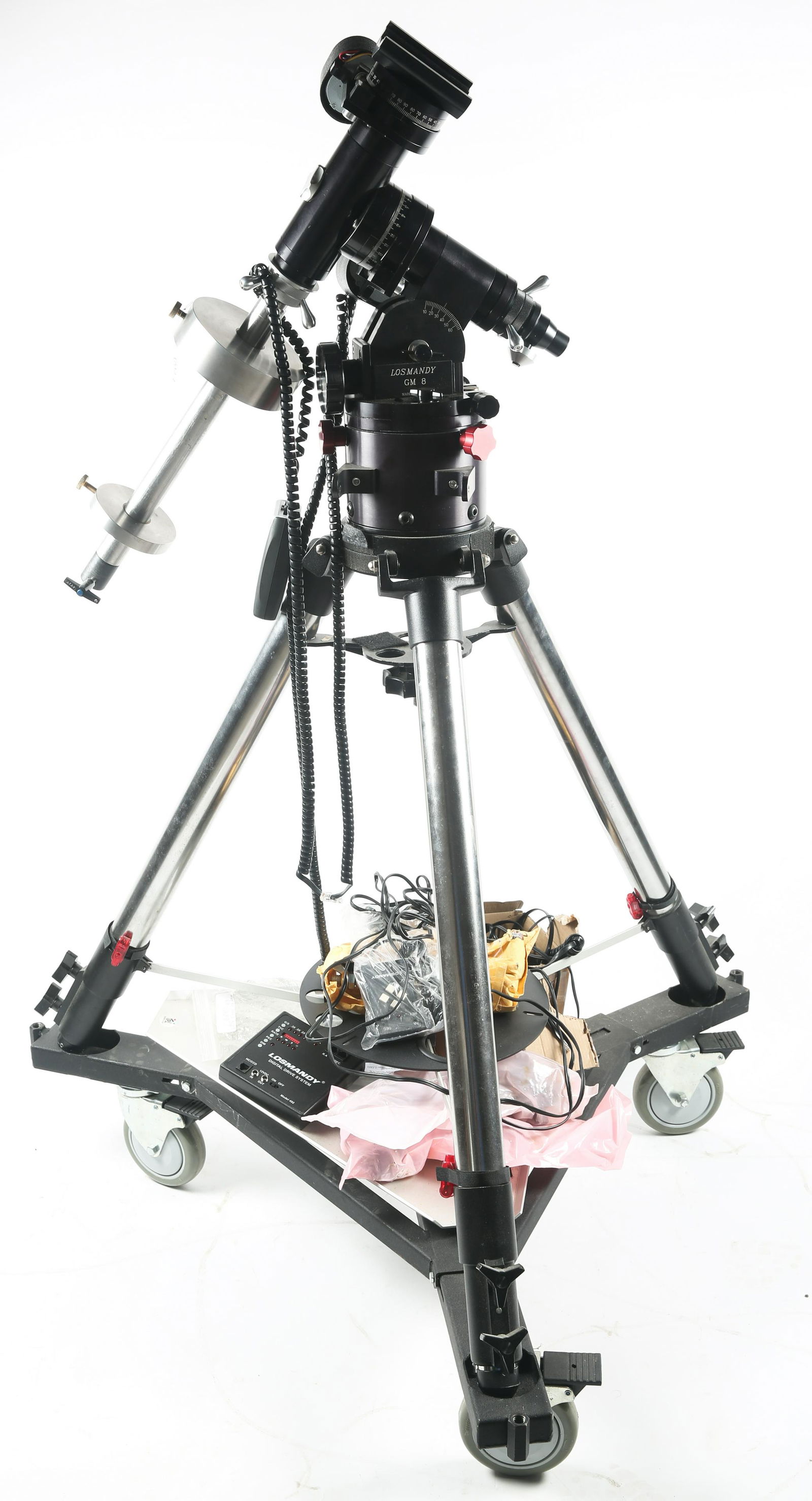 LOSMANDY GM 8 EQUATORIAL TELESCOPE MOUNT & TRIPOD (1 of 5)