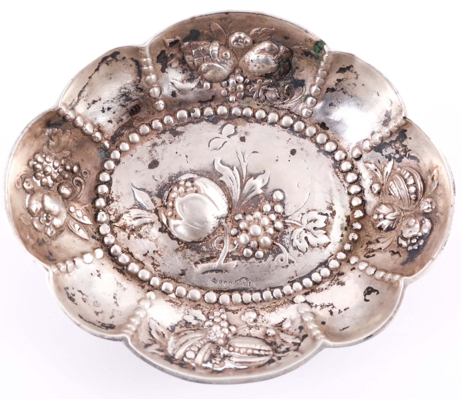 GERMAN .800 SILVER NUT BOWL (1 of 2)