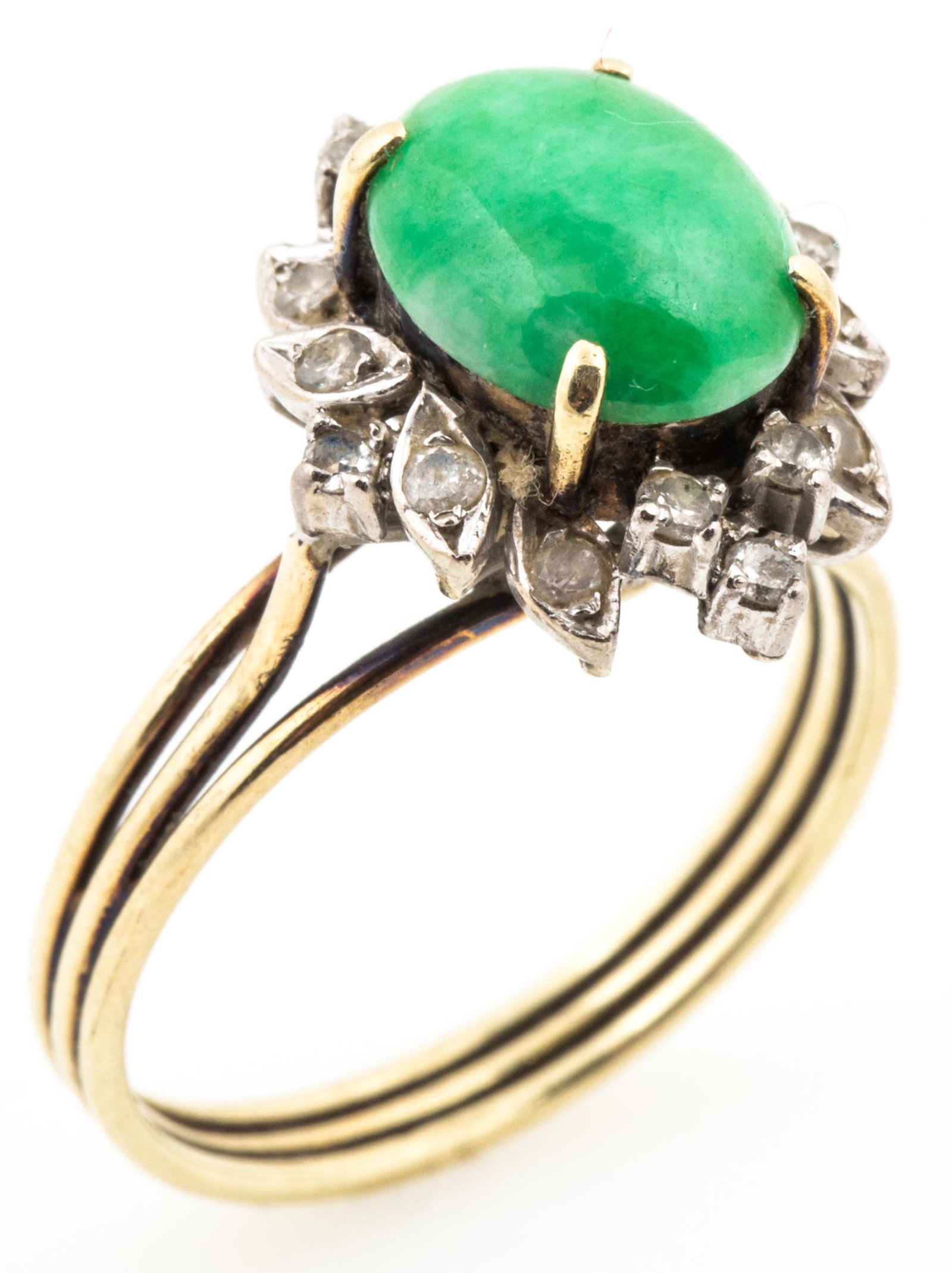 14K YELLOW GOLD APPLE GREEN JADE & DIAMOND FASHION RING (1 of 4)