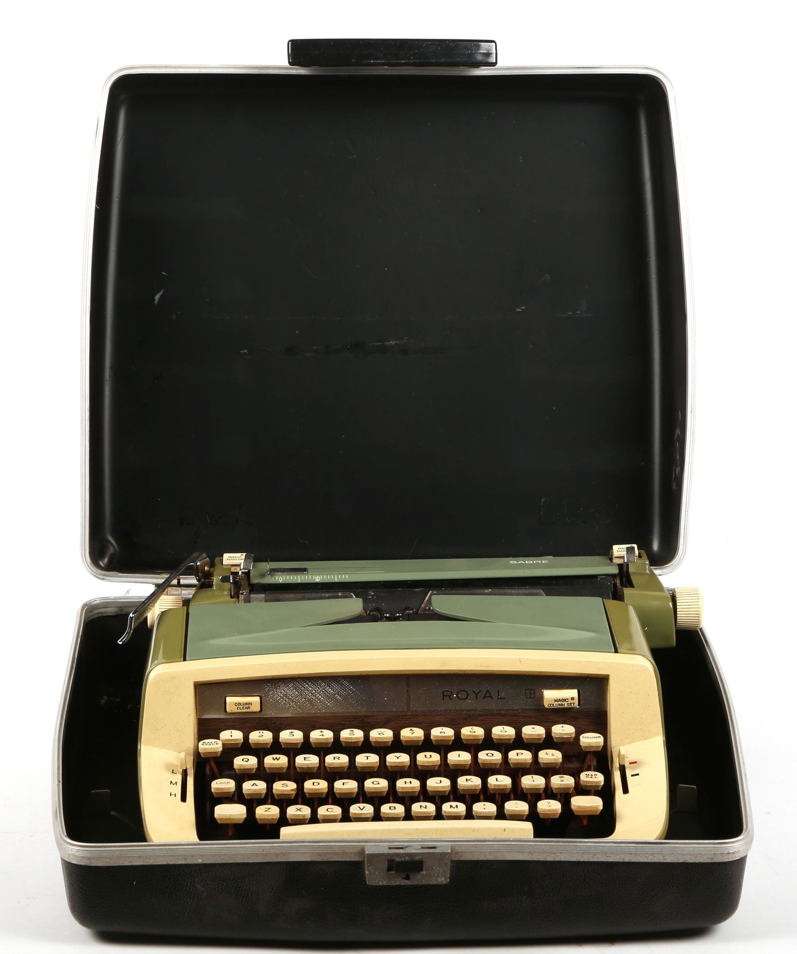 ROYAL SABRE TYPEWRITER WITH TRAVEL HARD CASE: ROYAL SABRE TYPEWRITER WITH TRAVEL HARD CASE Royal Sabre model typewriter with hard travel case. Typewriter measures 4.25" tall, 15" long, and 12" wide. Case measures 6.50" tall, 16" long, and 14" wid