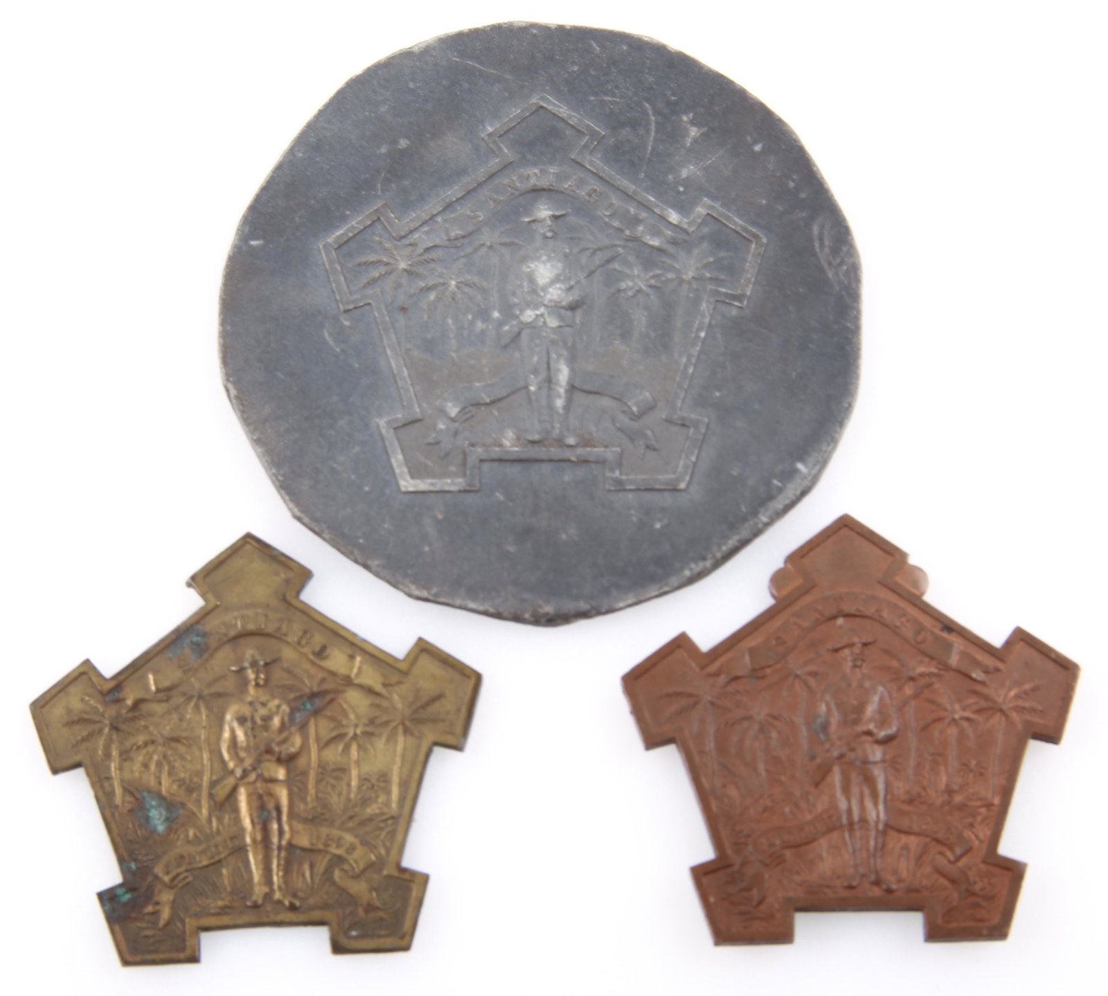 SPANISH-AMERICAN WAR 1898 SIEGE OF SANTIAGO TOKENS: SPANISH-AMERICAN WAR 1898 SIEGE OF SANTIAGO TOKENS Spanish-American War Siege of Santiago tokens. Metal token presented to the First District of Columbia Regiment by the citizens of the District o
