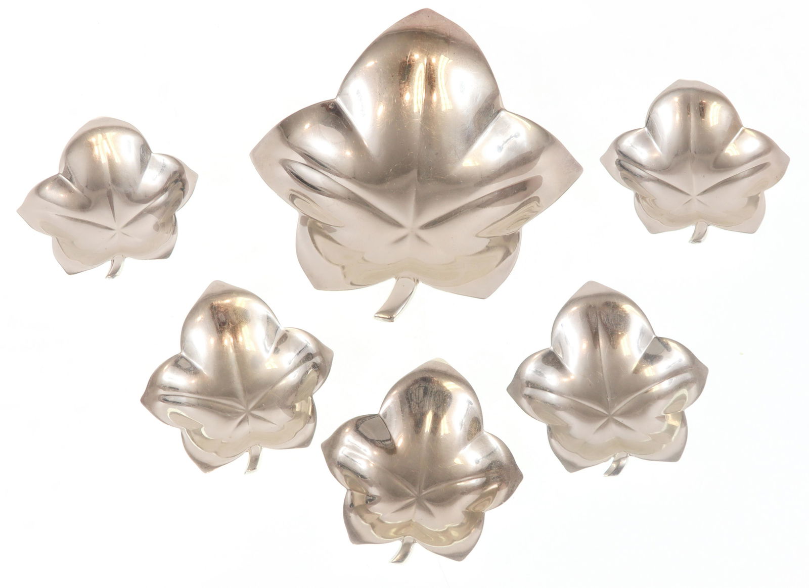 TIFFANY & CO STERLING LEAF FORM NUT DISHES (1 of 6)