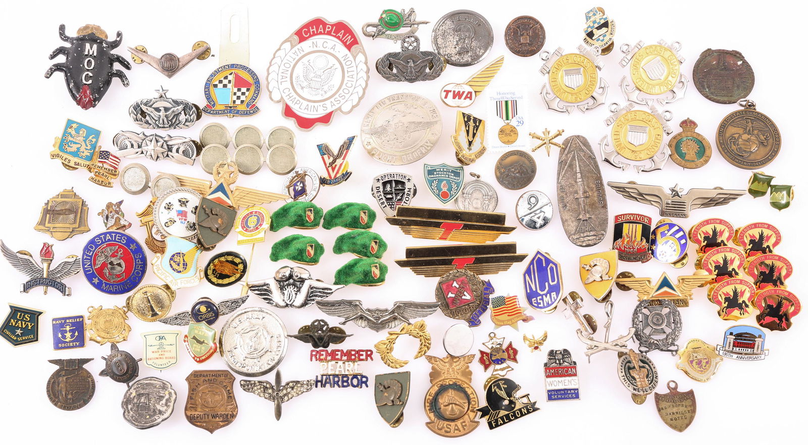 INTERNATIONAL MILITARY & CIVILIAN PINS & BADGES (1 of 6)