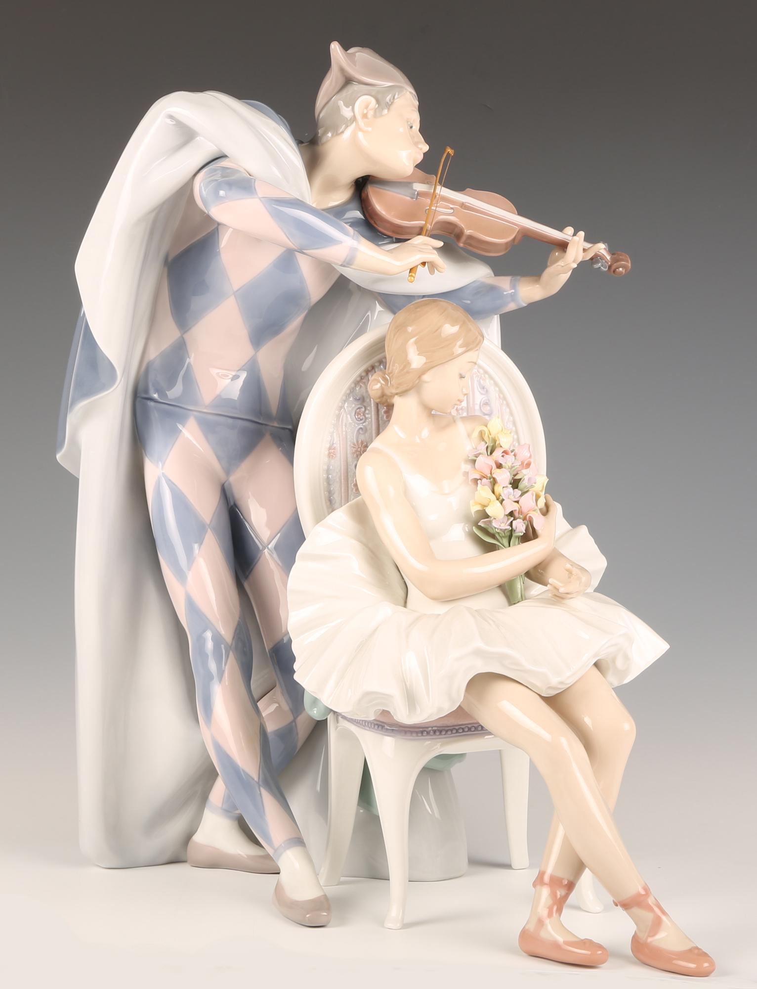 LLADRO PORCELAIN "JESTER'S SERENADE" #5932 FIGURINE (1 of 7)