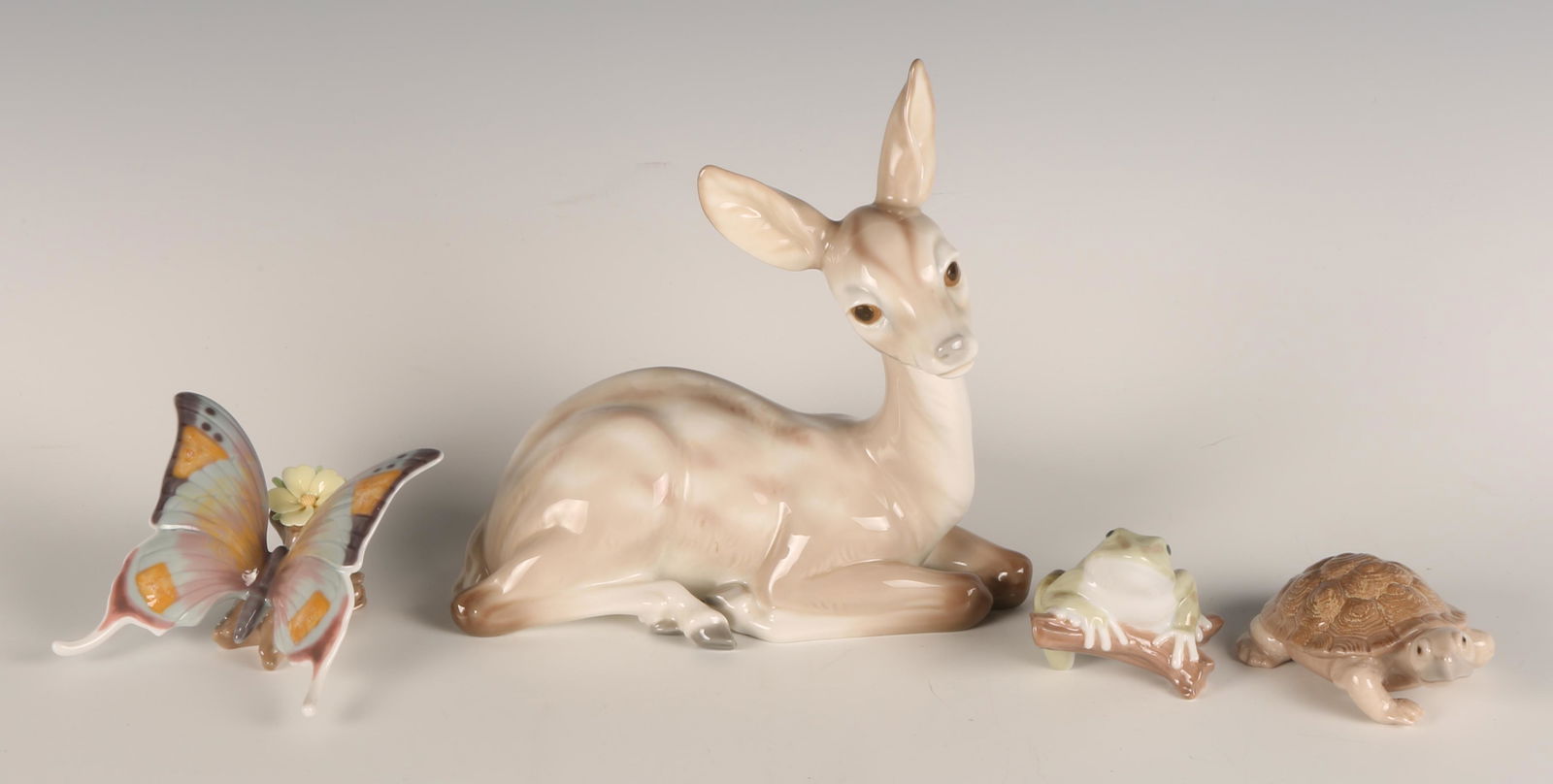 LLADRO PORCELAIN FIGURINES - ANIMALS (1 of 11)
