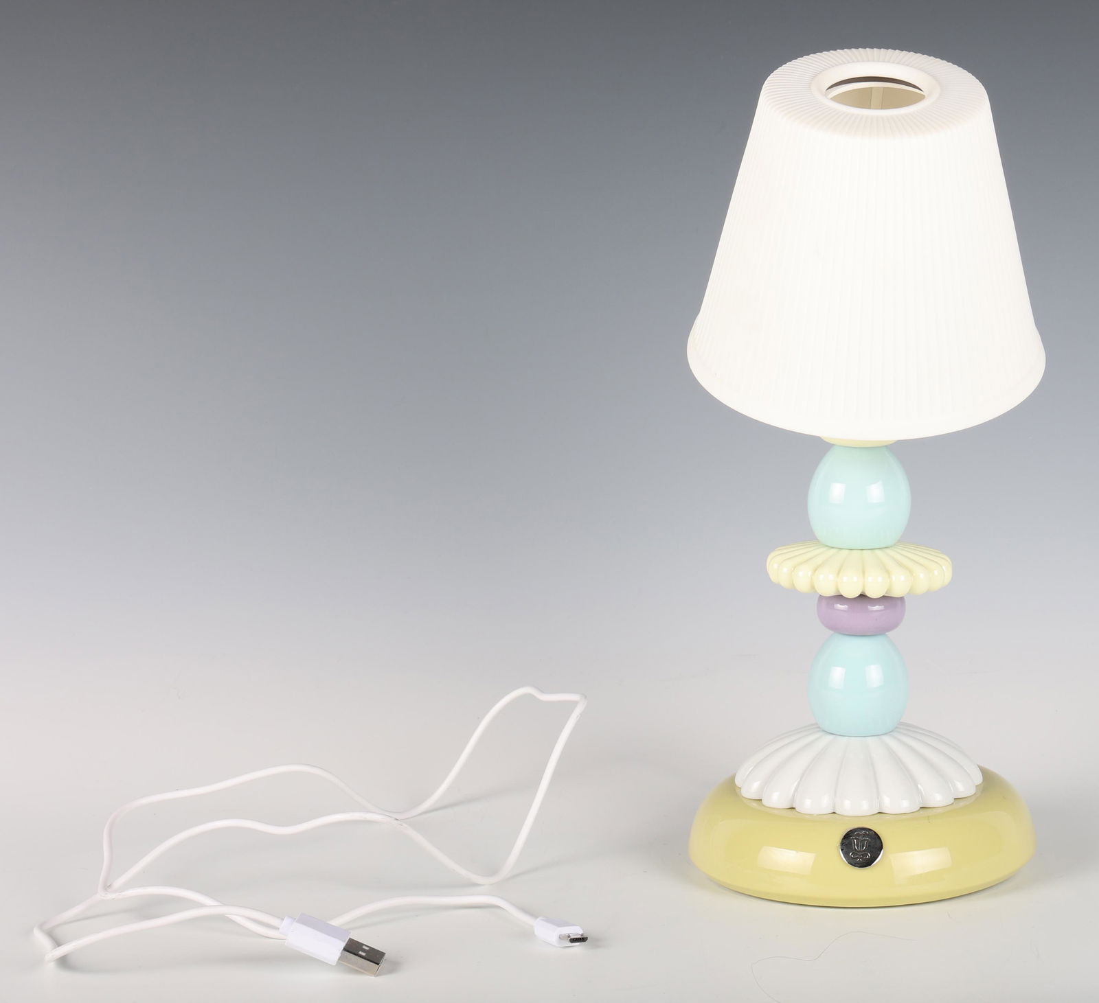 LLADRO PORCELAIN "LOTUS FIREFLY" #3761 TABLE LAMP (1 of 6)