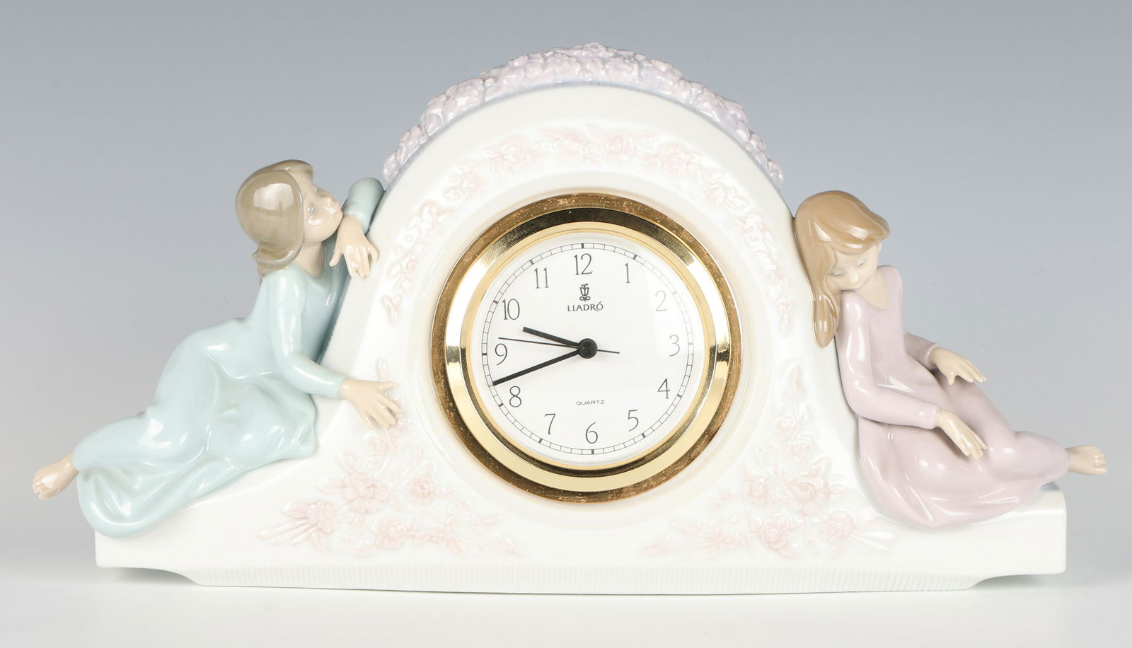 LLADRO PORCELAIN "TWO SISTERS CLOCK" #5776 CLOCK (1 of 6)