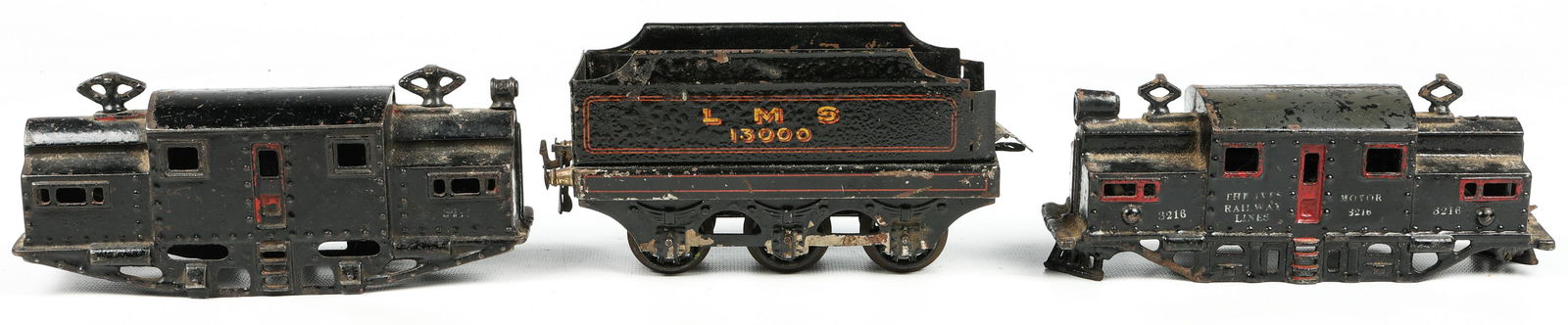 MODEL TRAIN CAR PARTS HO GAUGE (1 of 13)