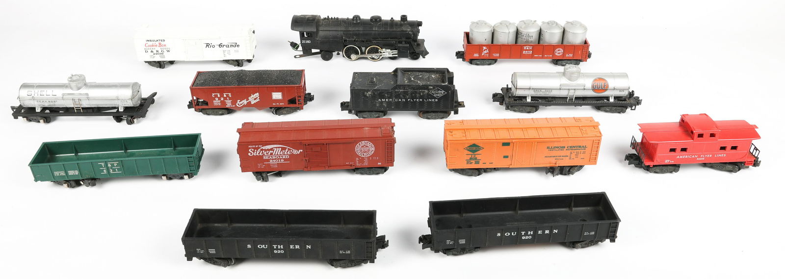 AMERICAN FLYER 3/16TH SCALE S GAUGE MODEL TRAINS (1 of 5)