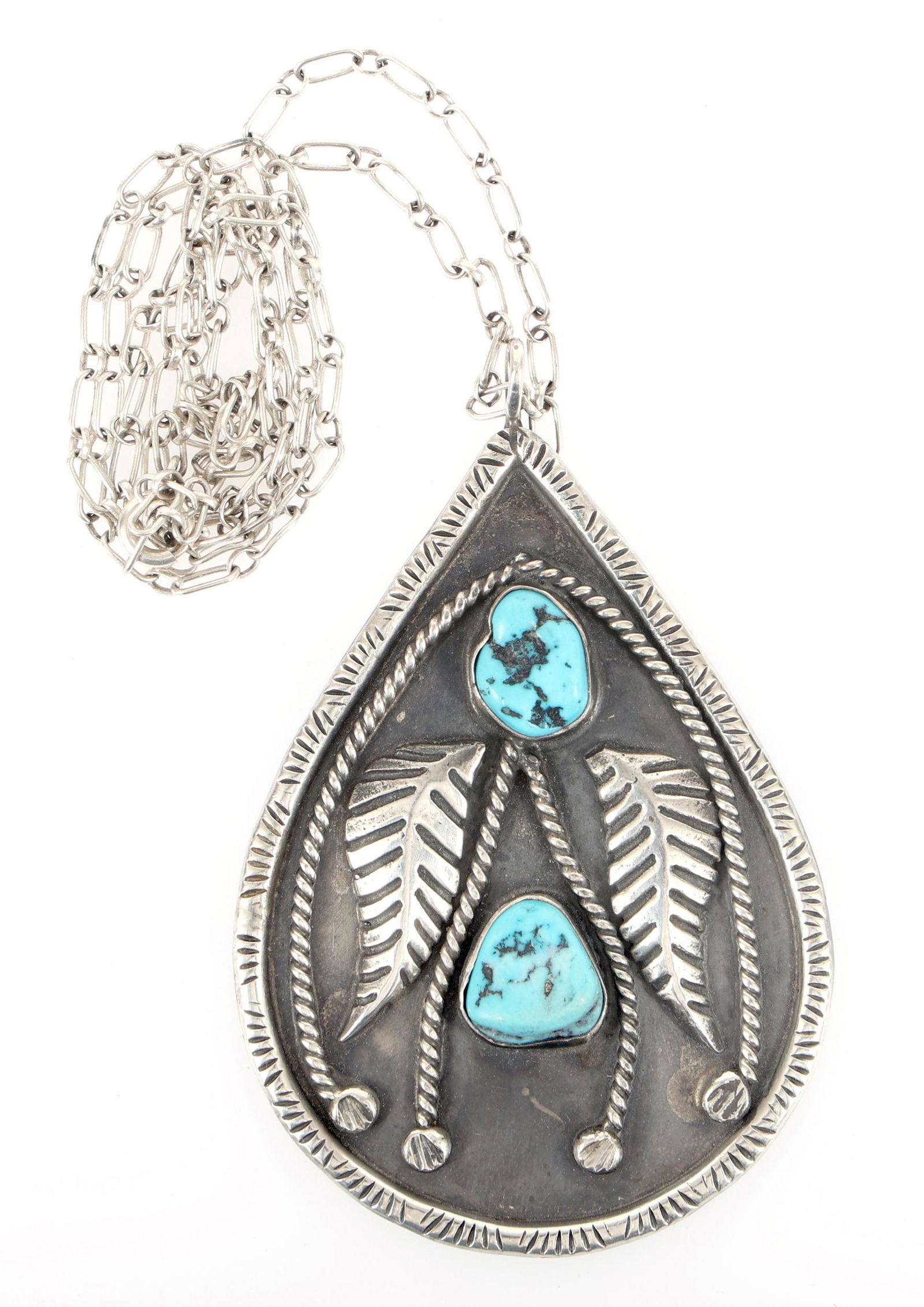 MANUELITO SILVERCRAFTS STERLING TURQUOISE NECKLACE (1 of 4)