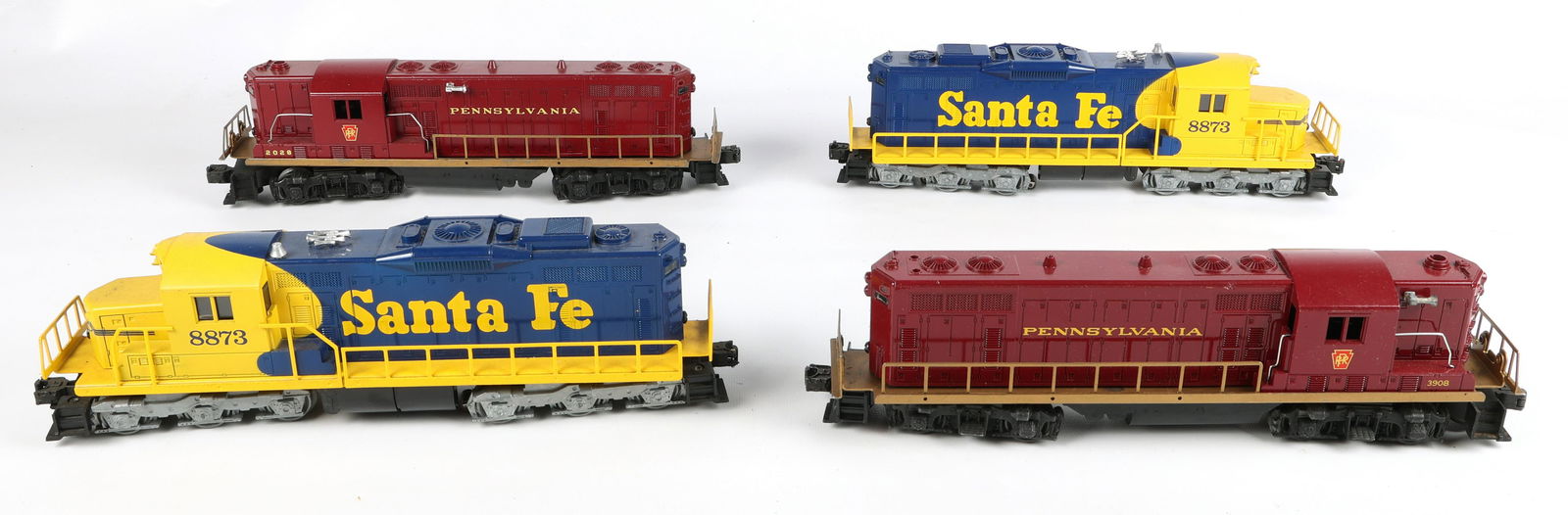 LIONEL O GAUGE MODEL TRAIN LOCOMOTIVES - LOT OF 4 (1 of 5)