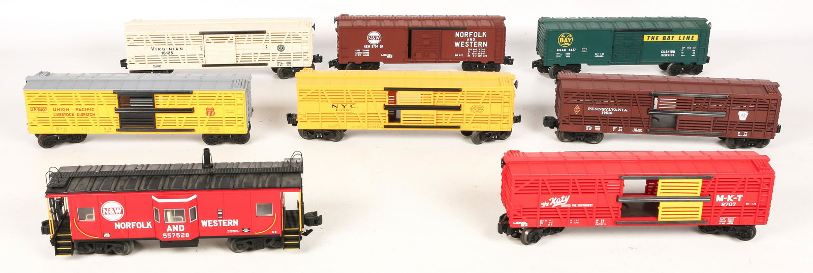 LIONEL O GAUGE MODEL TRAIN CAR - LOT OF 8 (1 of 5)