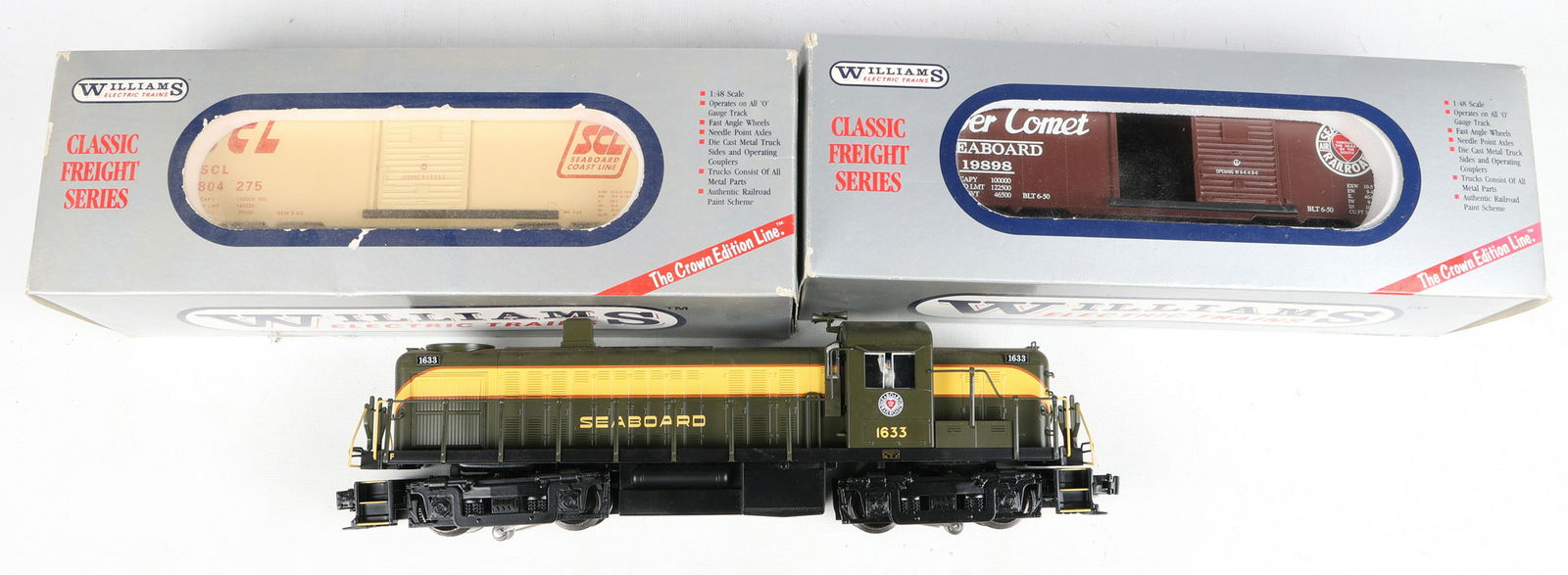 WILLIAMS O GAUGE MODEL TRAIN LOCOMOTIVE & CARS (1 of 7)