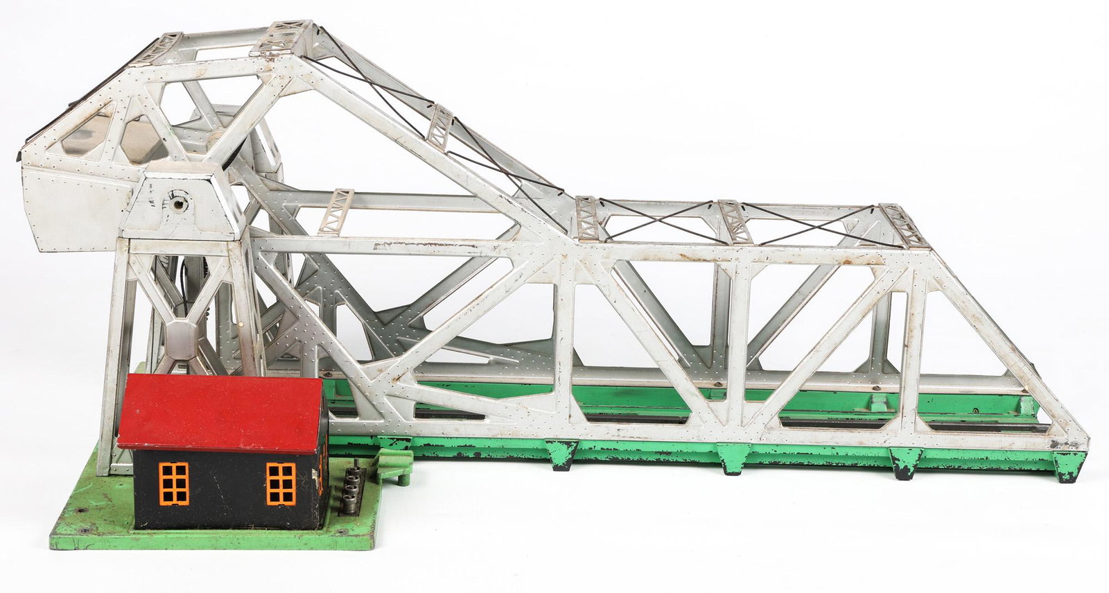 LIONEL #313-50 BASCULE BRIDGE MODEL (1 of 9)