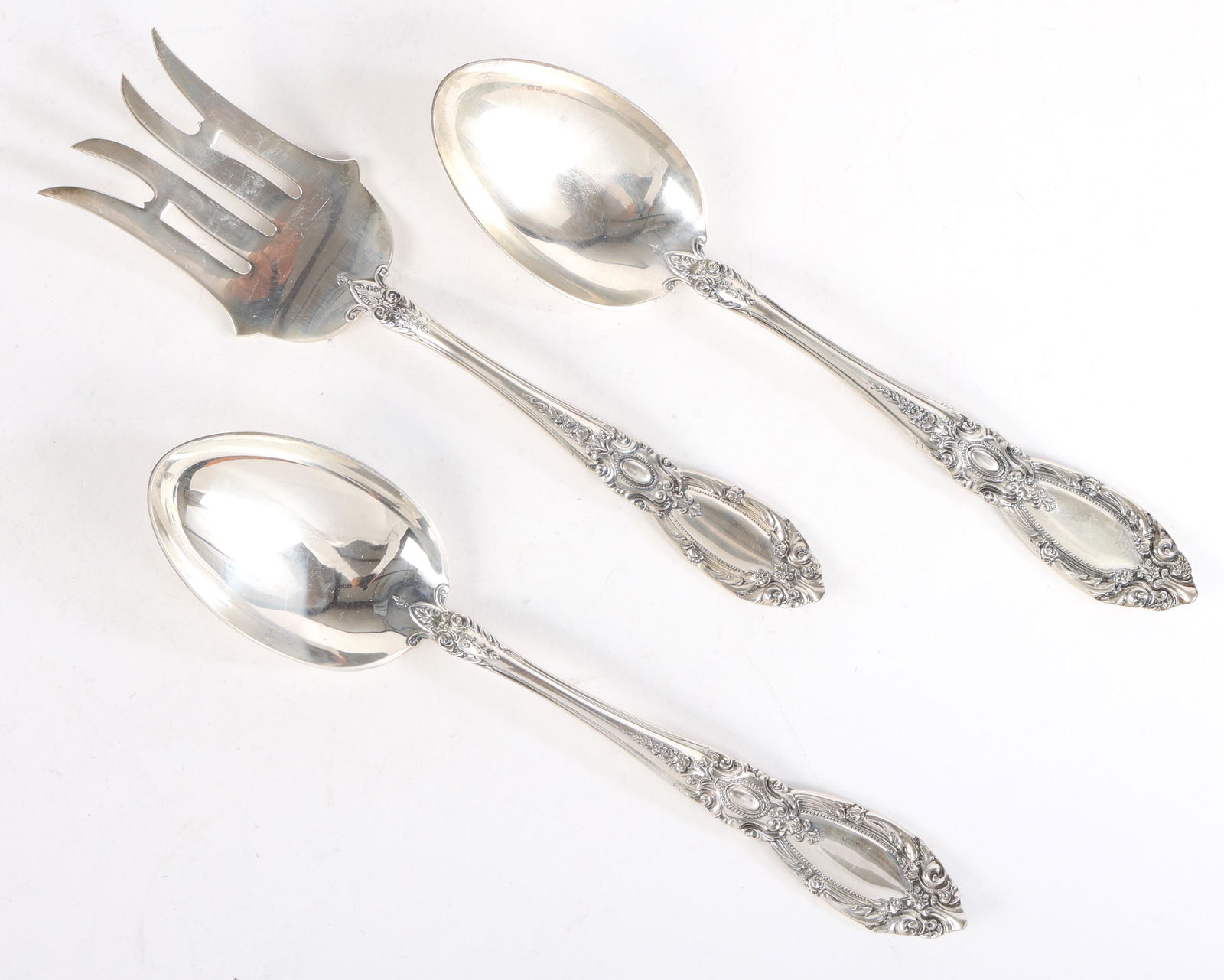 TOWLE KING RICHARD STERLING SERVING SPOONS & FORK (1 of 3)