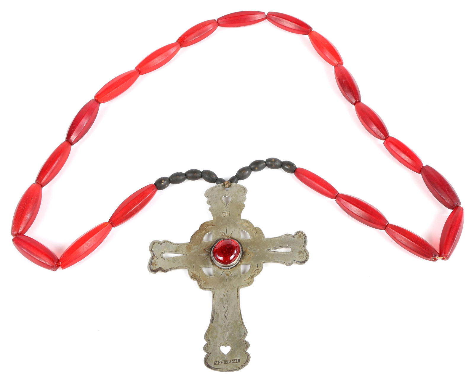 EARLY 20TH C. XY FUR CO. NATIVE AMERICAN MADE GORGET (1 of 3)