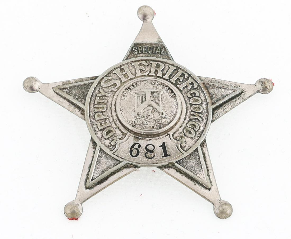 COOK CO. ILLINOIS SPECIAL DEPUTY SHERIFF BADGE NO. 681 (1 of 2)