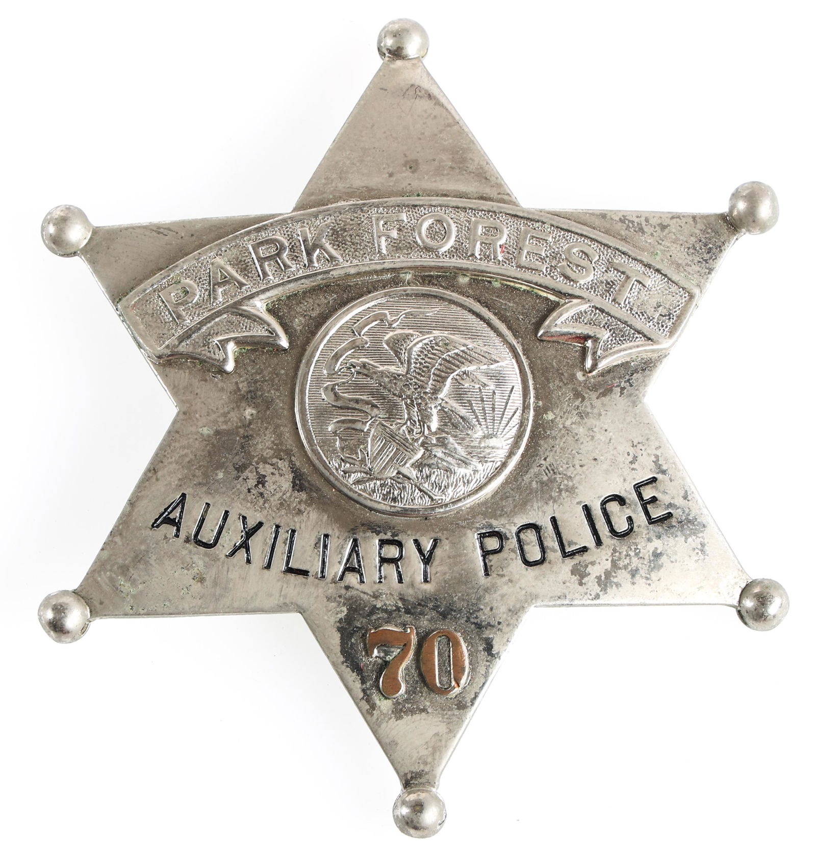 PARK FOREST ILLINOIS AUXILIARY POLICE BADGE NO. 70: PARK FOREST ILLINOIS AUXILIARY POLICE BADGE NO. 70 Obsolete Park Forest, Illinois Auxiliary Police badge. Number 70. Marked The C.H. Hanson Company Chicago on reverse. Measurements: 2.5 x 2.