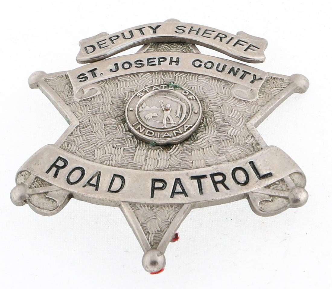 ST. JOSEPH INDIANA DEPUTY SHERIFF ROAD PATROL BADGE (1 of 2)