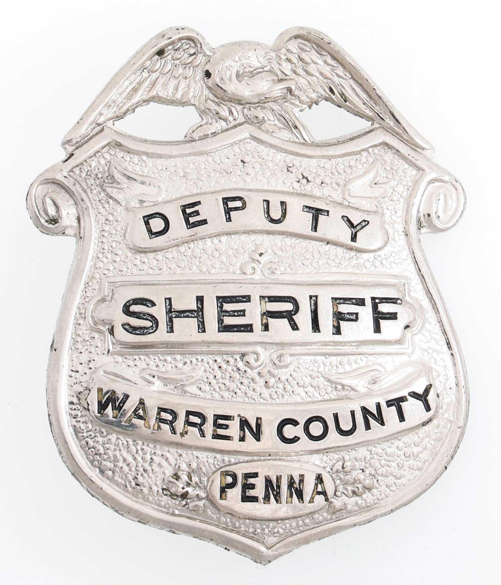 WARREN COUNTY PENNSYLVANIA DEPUTY SHERIFF BADGE: WARREN COUNTY PENNSYLVANIA DEPUTY SHERIFF BADGE Obsolete Warren County Pennsylvania Deputy Sheriff Badge. Not marked. Measurements: 2 x 1.5"
