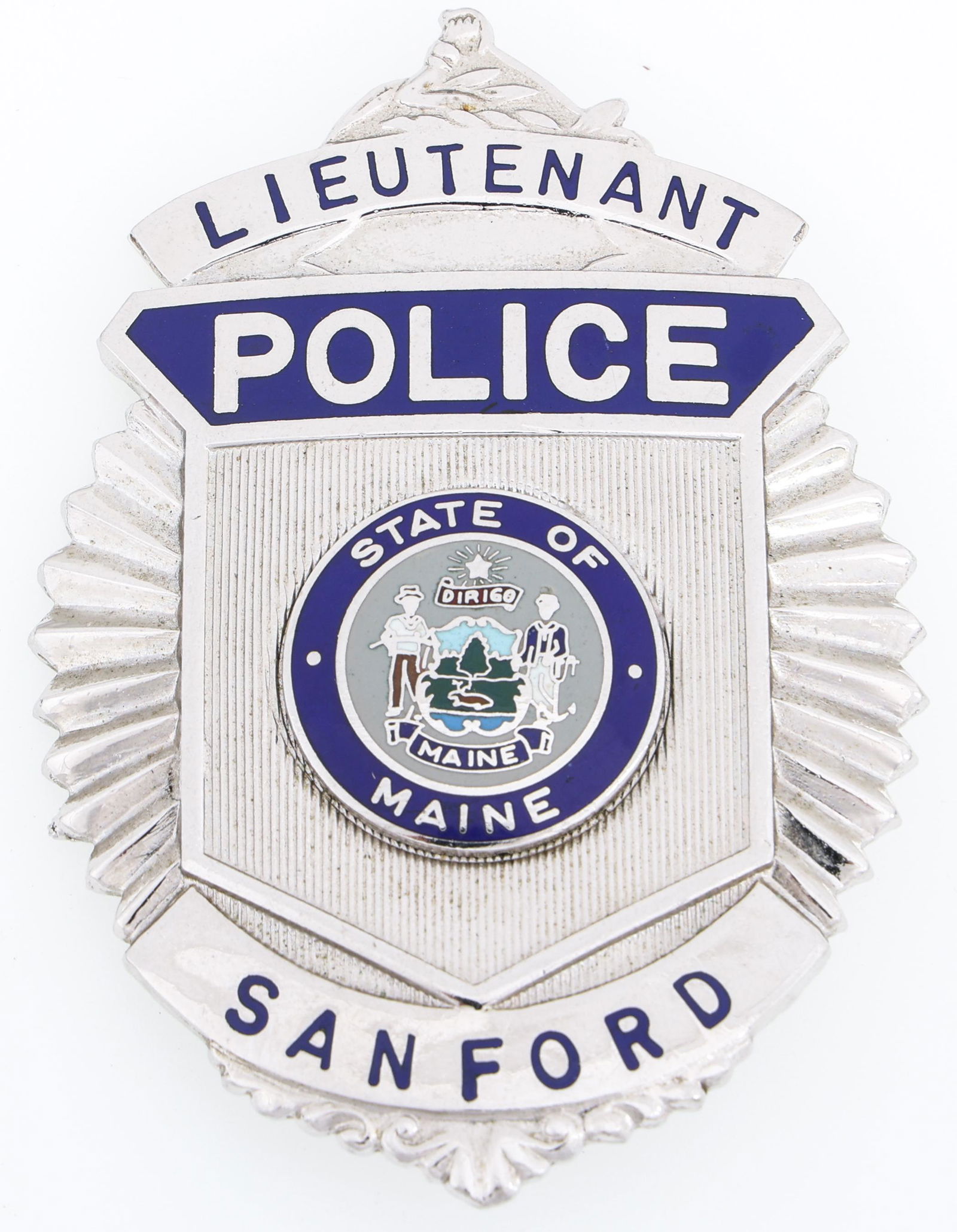 SANFORD MAINE POLICE LIEUTENANT BADGE: SANFORD MAINE POLICE LIEUTENANT BADGE Obsolete Sanford, Maine Police Lieutenant badge. Unmarked. Measurements: 2.25 x 3.25"