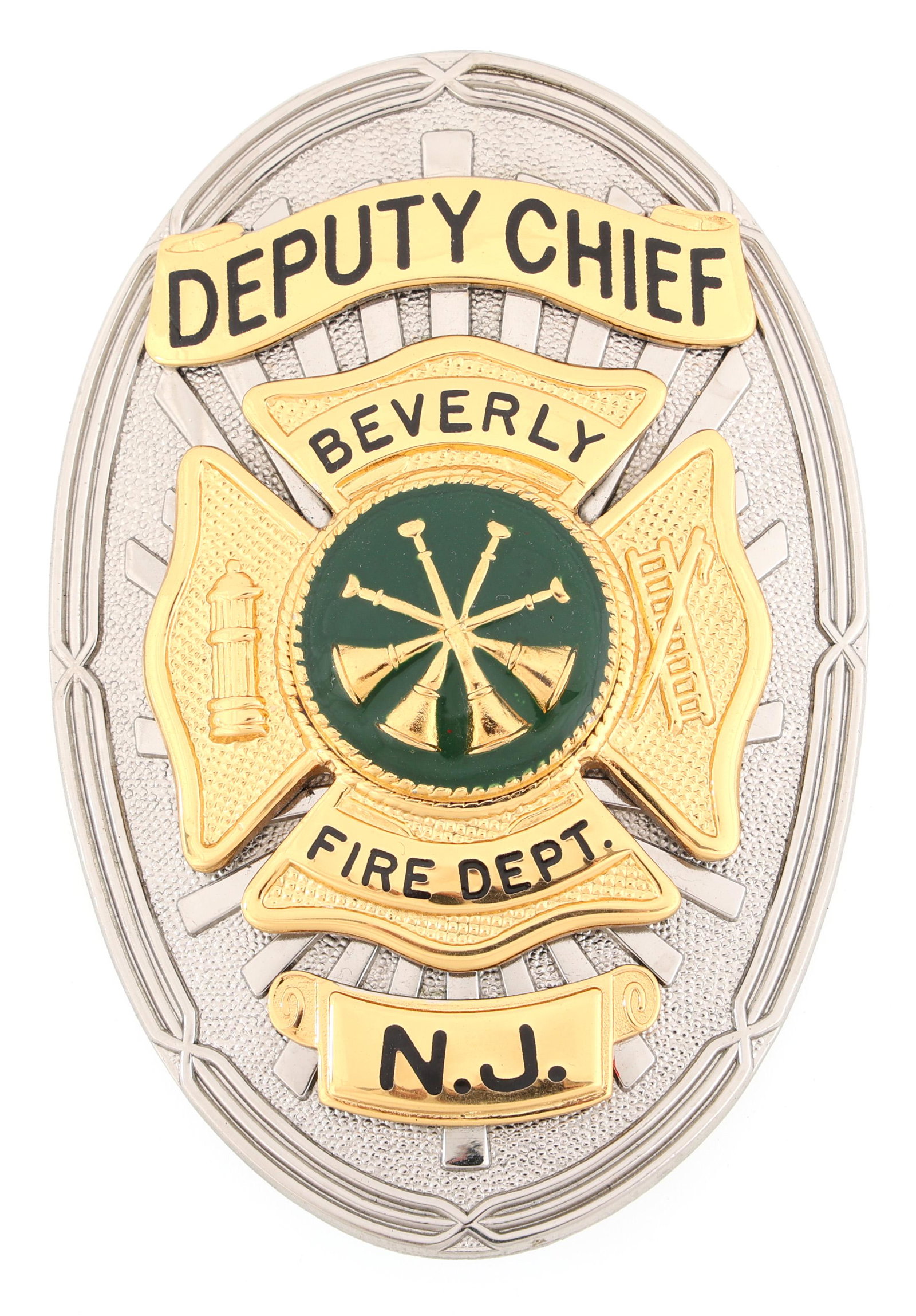 BEVERLY NJ FIRE DEPARTMENT DEPUTY CHIEF BADGE (1 of 1)
