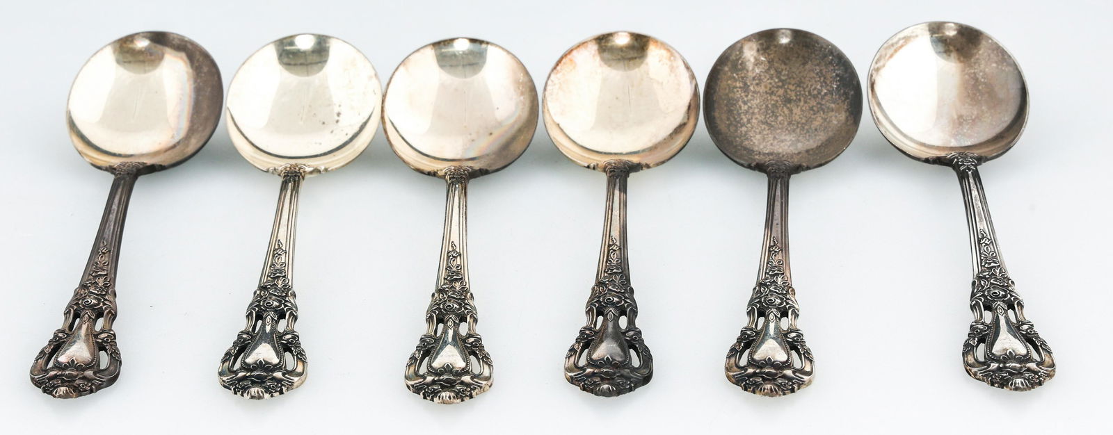 20TH C. LUNT STERLING SILVER ELOQUENCE SOUP SPOONS (1 of 5)