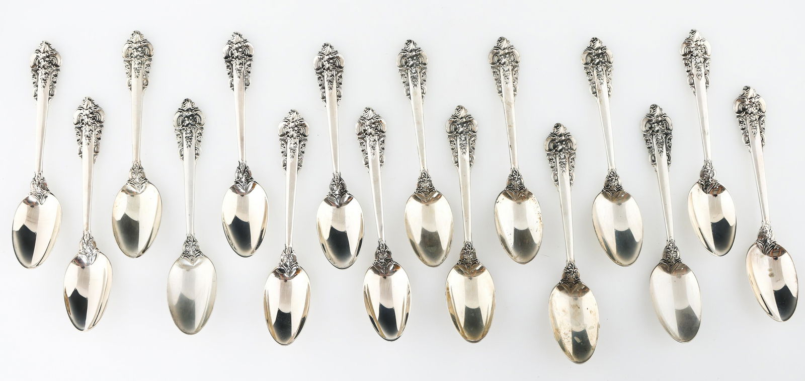 WALLACE STERLING SILVER GRANDE BAROQUE TEASPOONS (1 of 5)