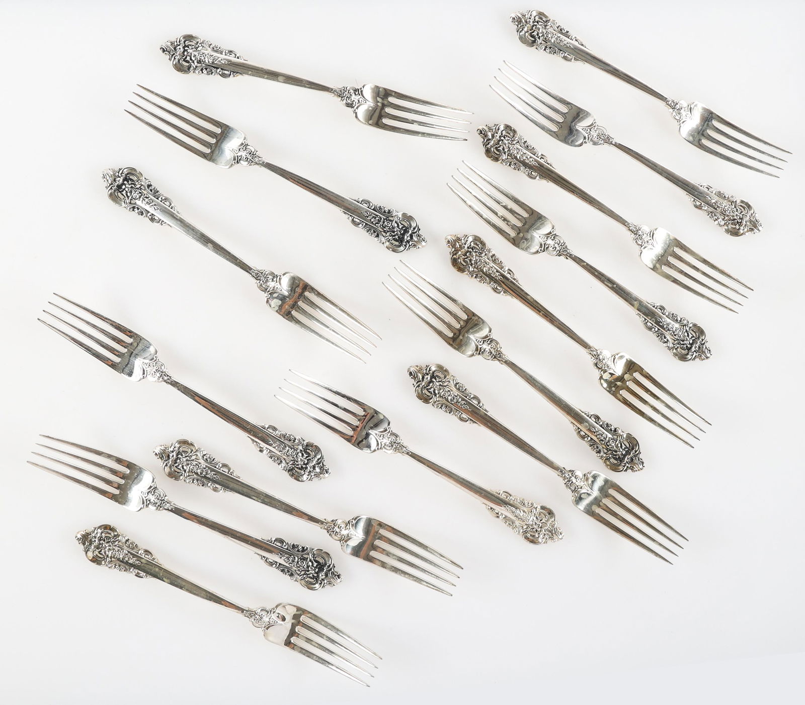 WALLACE STERLING SILVER GRANDE BAROQUE FORKS (1 of 6)