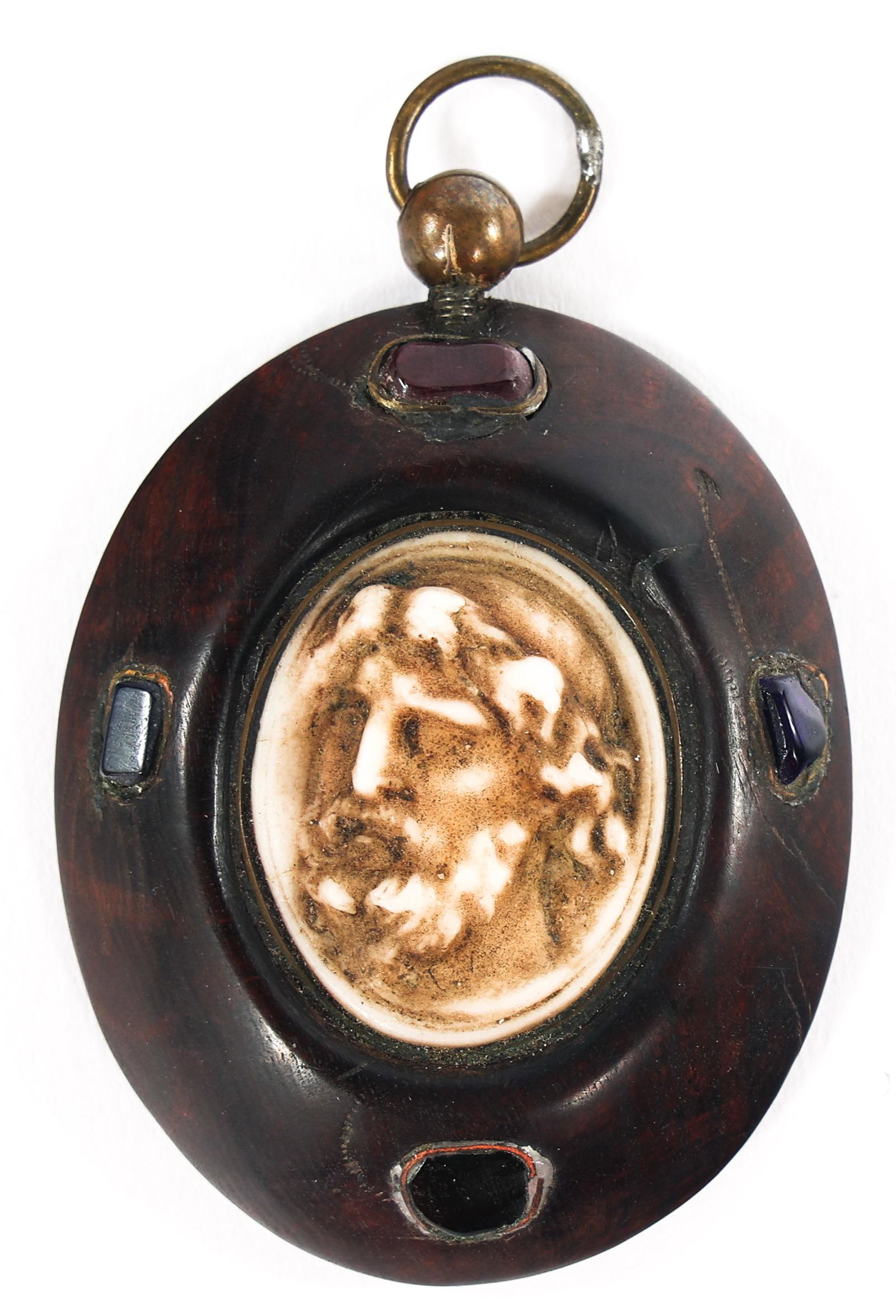 CARVED STONE JESUS CAMEO IN HORN WITH PRECIOUS STONES (1 of 2)