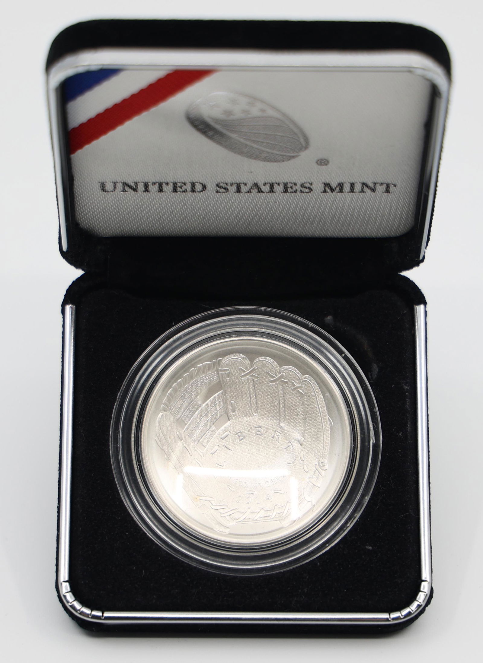 2014 US BASEBALL HALL OF FAME $1 SILVER COIN (1 of 2)