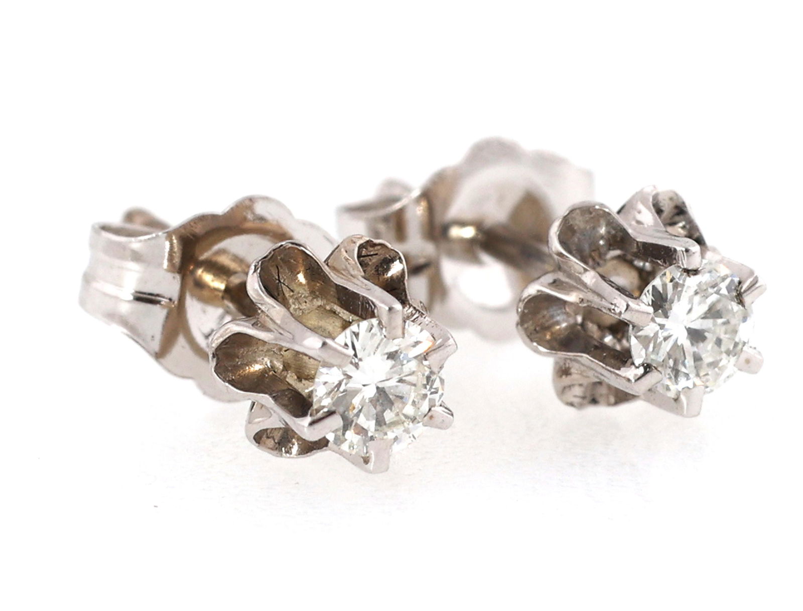 14K WHITE GOLD DIAMOND STUD EARRINGS (1 of 4)