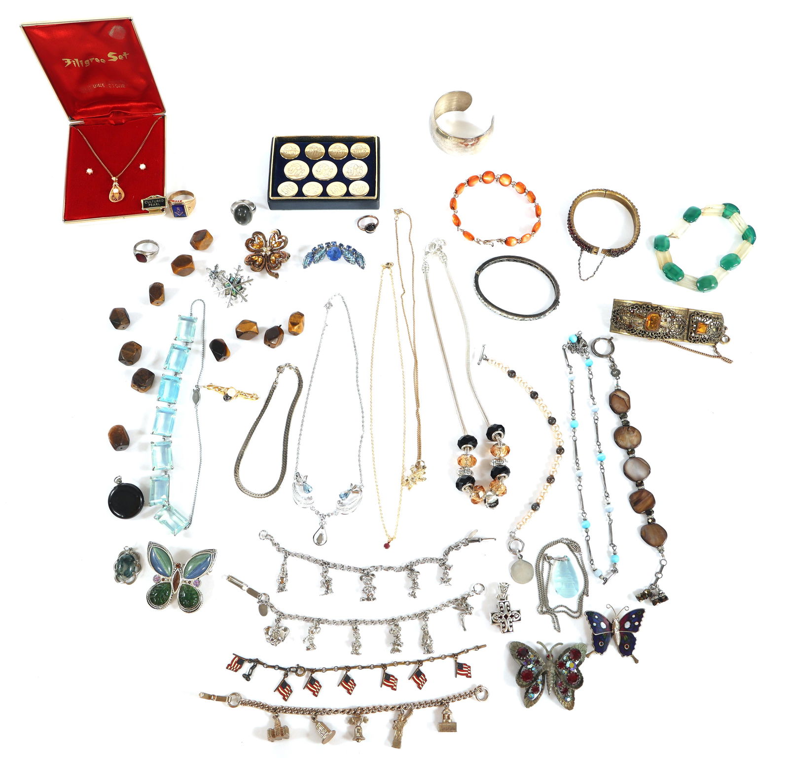 COSTUME JEWELRY - NECKLACES, BRACELETS, & MORE (1 of 7)