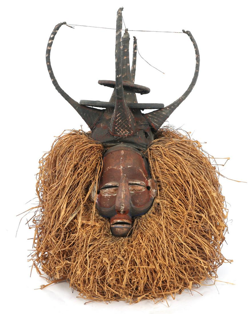 AFRICAN CONGO YAKA NDEEMBA MASK (1 of 8)
